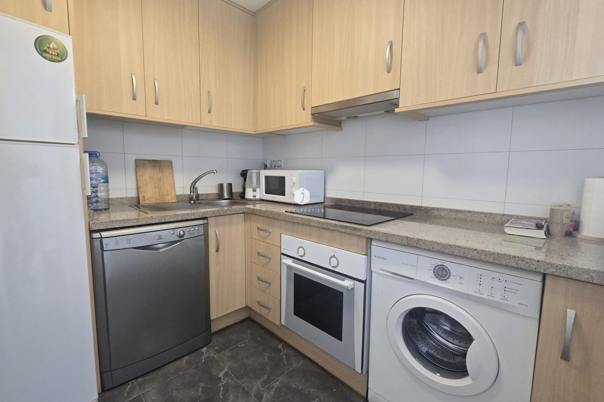 Segunda mano - Apartamento / piso -
Torrevieja - Centro