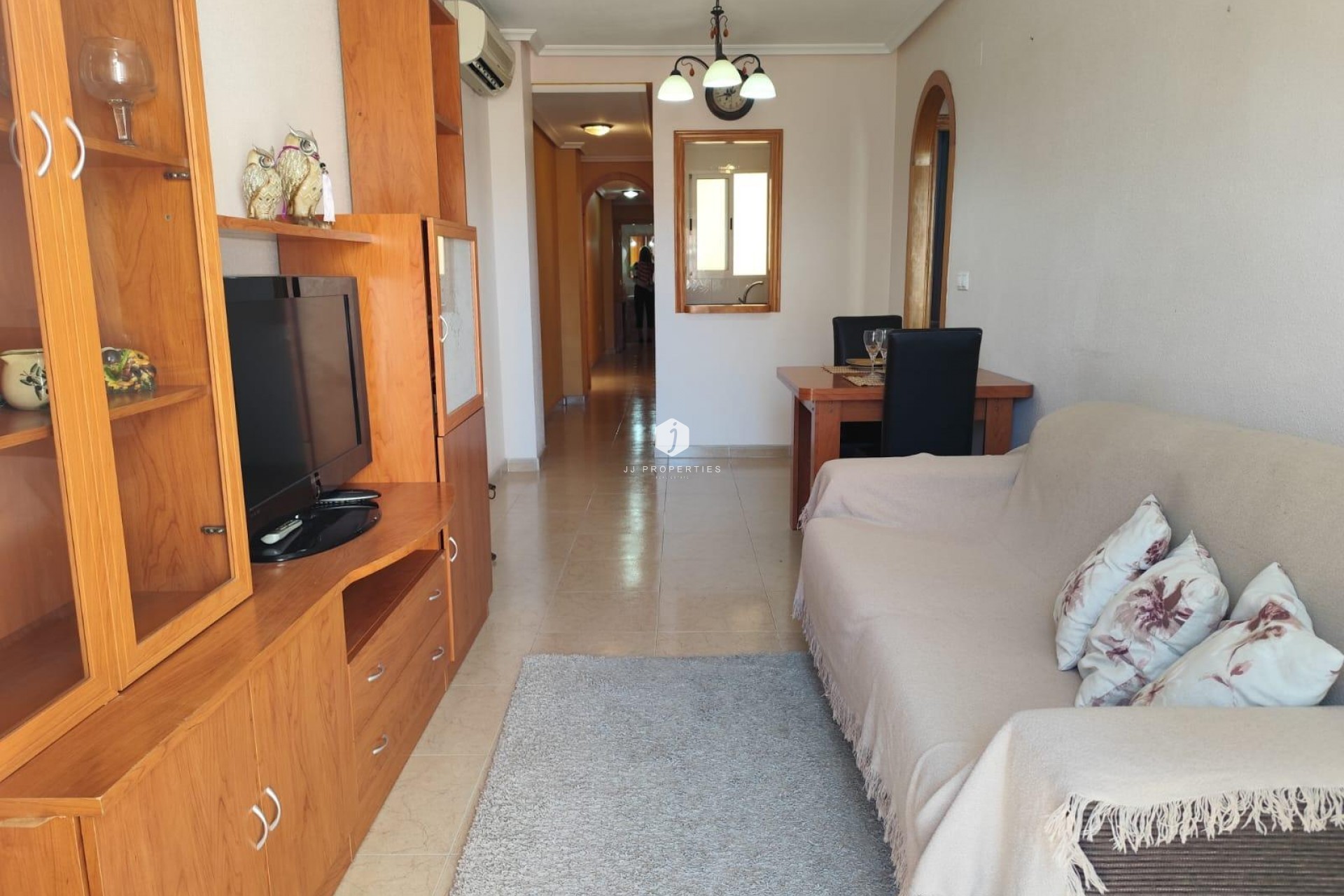 Segunda mano - Apartamento / piso -
Torrevieja - Centro