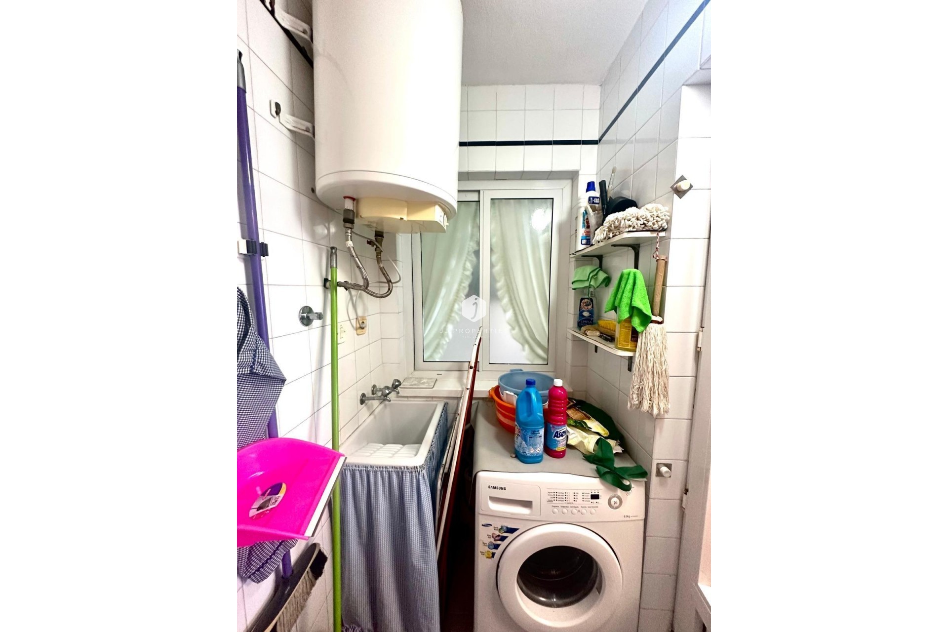 Segunda mano - Apartamento / piso -
Torrevieja - Centro