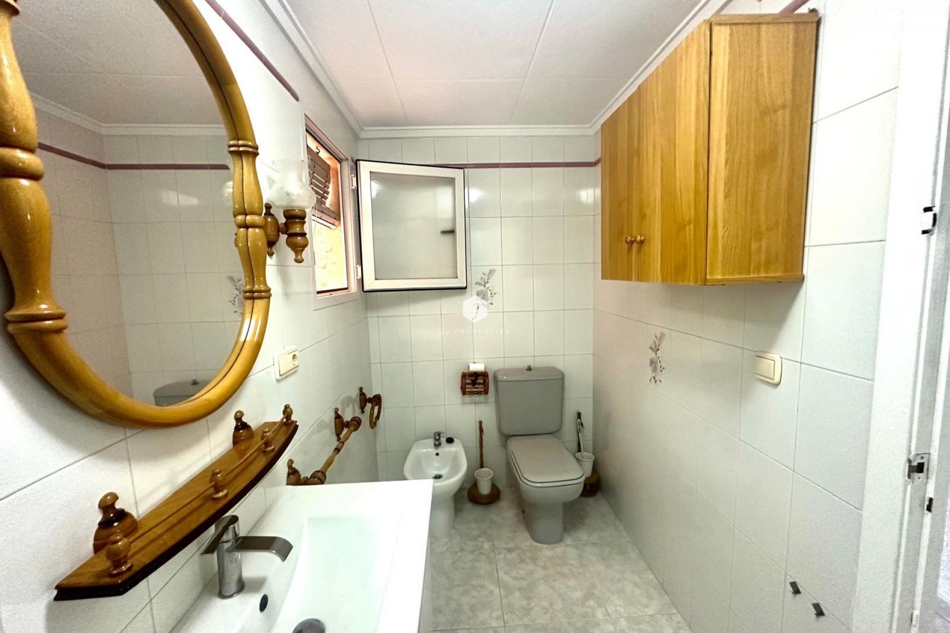 Segunda mano - Apartamento / piso -
Torrevieja - Centro