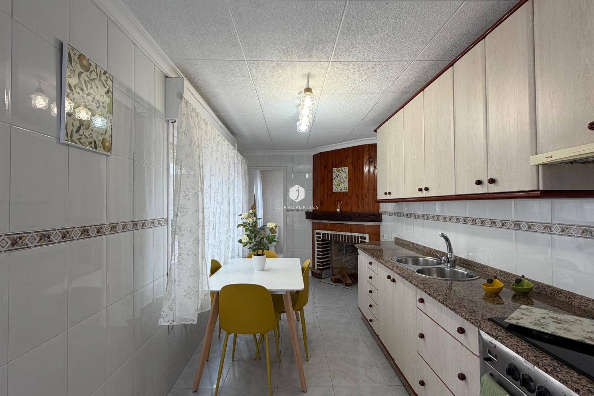 Segunda mano - Apartamento / piso -
Torrevieja - Centro