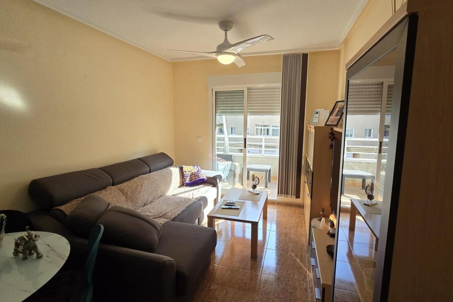 Segunda mano - Apartamento / piso -
Torrevieja - CORTES VALENCIANAS