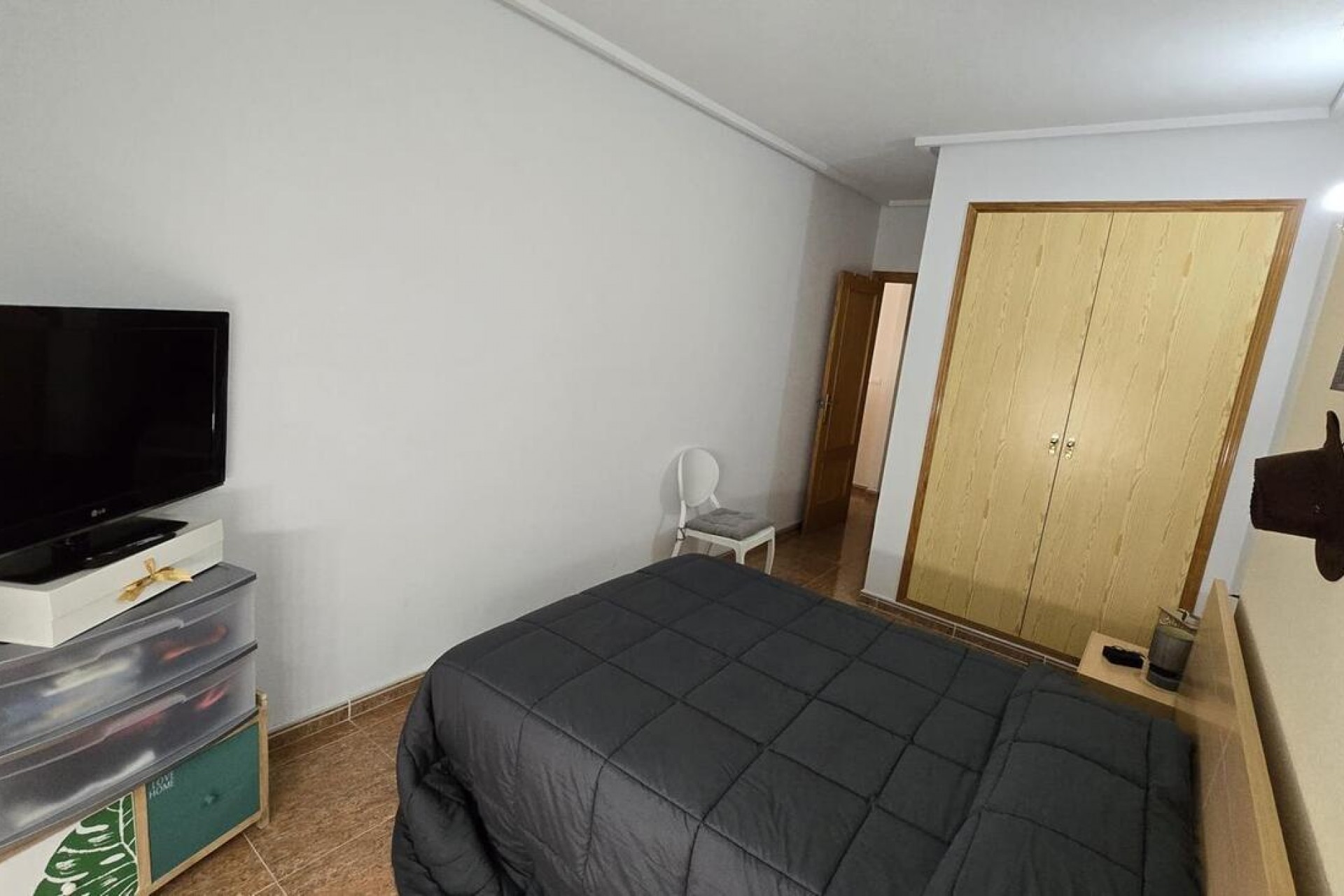 Segunda mano - Apartamento / piso -
Torrevieja - CORTES VALENCIANAS