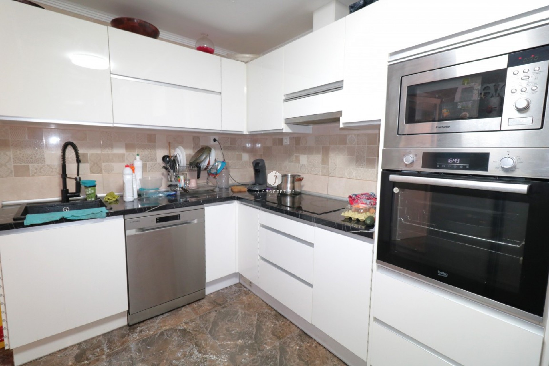 Segunda mano - Apartamento / piso -
Torrevieja - Costa Blanca