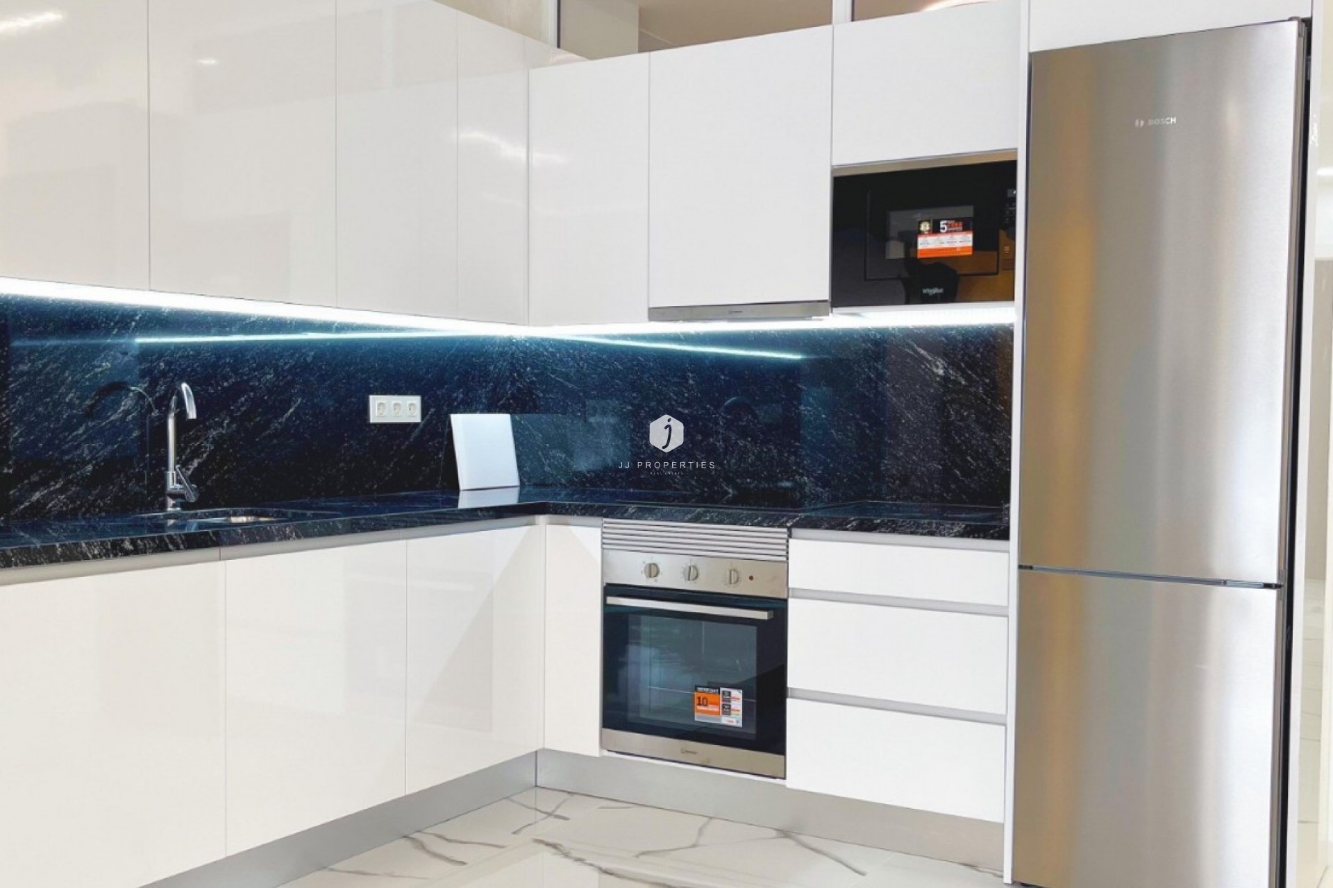 Segunda mano - Apartamento / piso -
Torrevieja - Costa Blanca