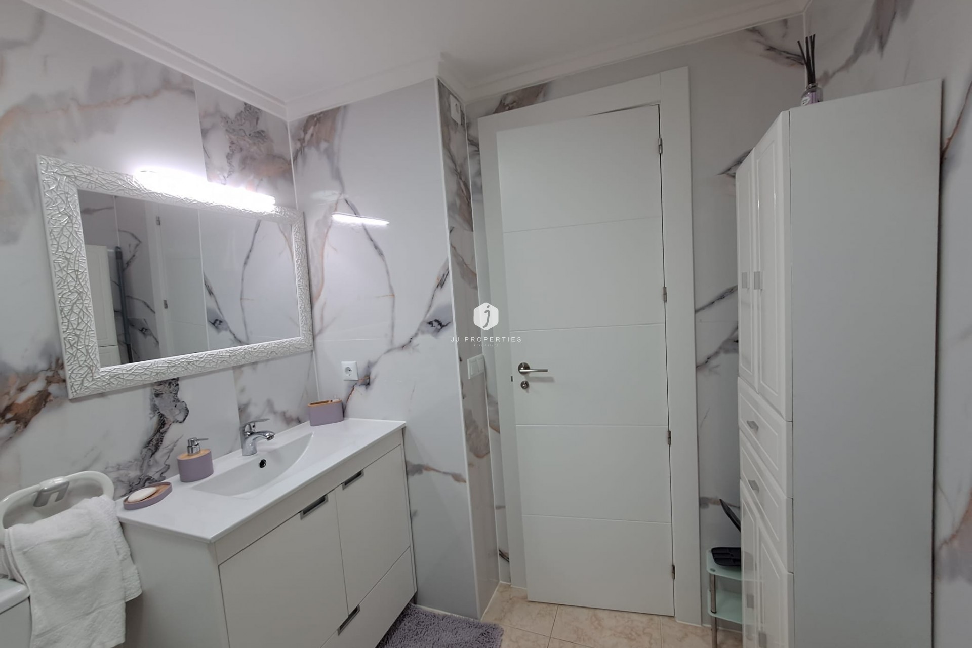 Segunda mano - Apartamento / piso -
Torrevieja - Costa Blanca