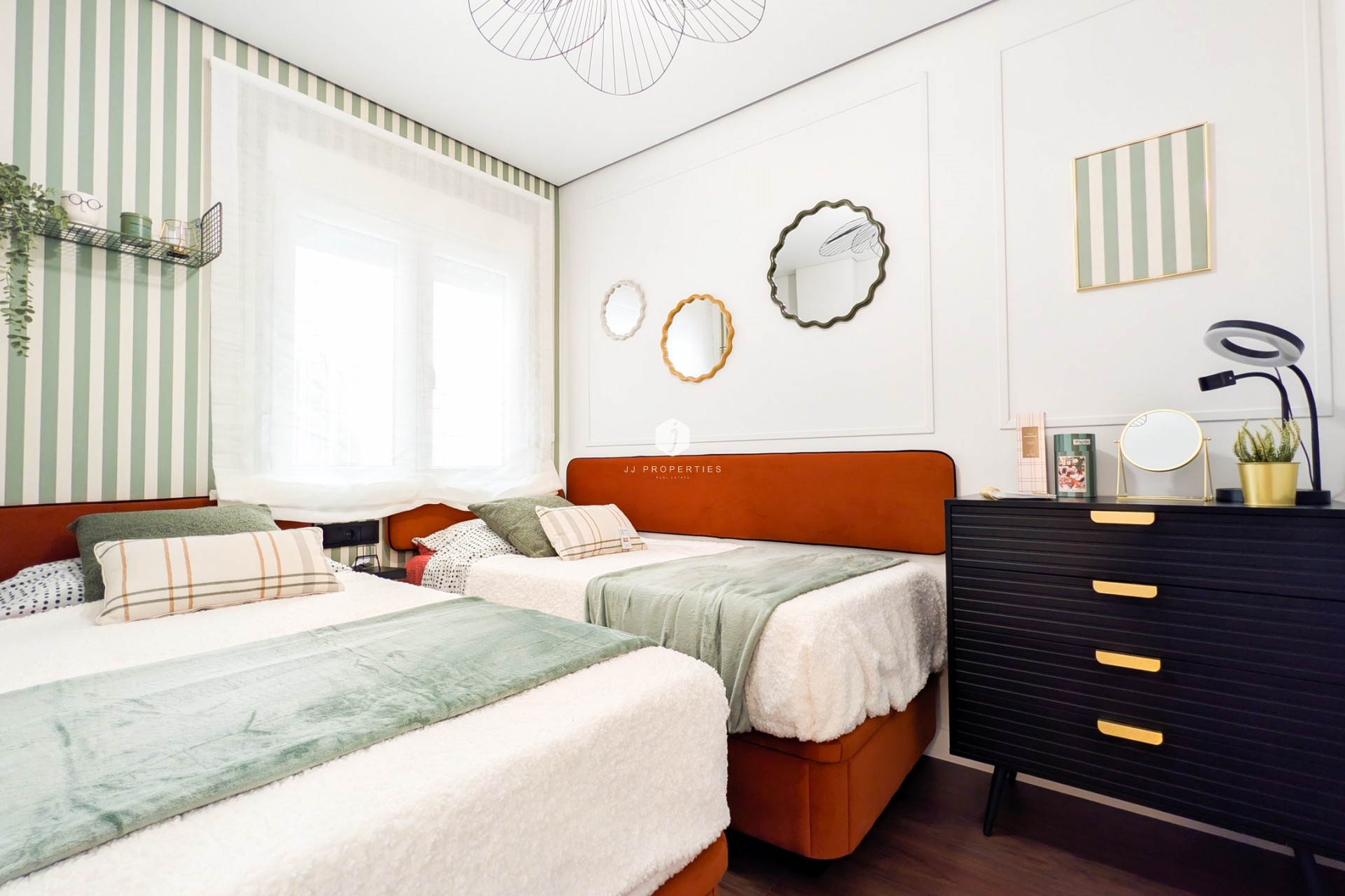 Segunda mano - Apartamento / piso -
Torrevieja - Costa Blanca