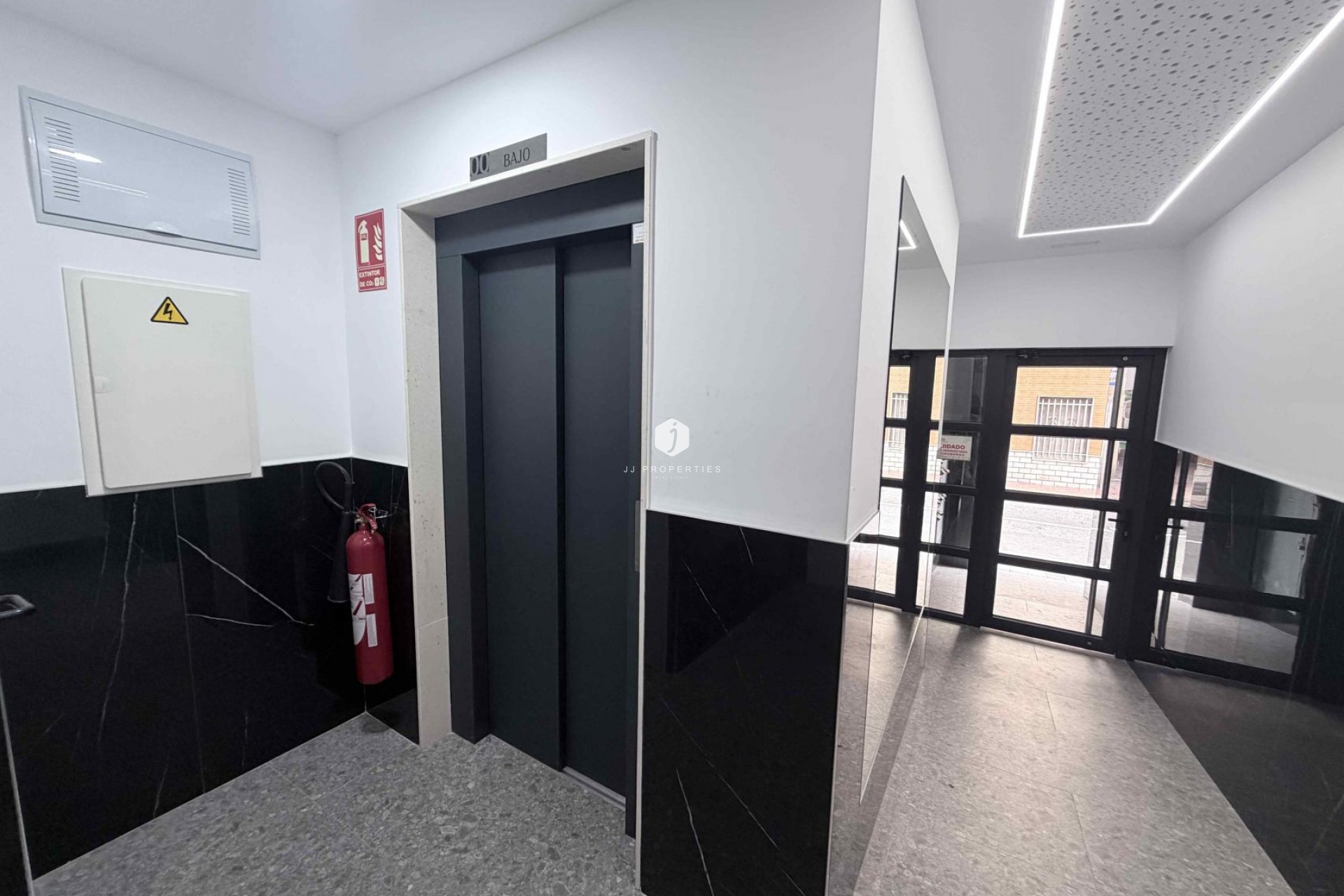 Segunda mano - Apartamento / piso -
Torrevieja - Costa Blanca