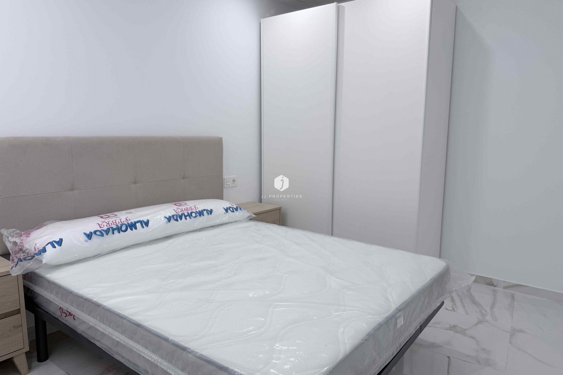 Segunda mano - Apartamento / piso -
Torrevieja - Costa Blanca