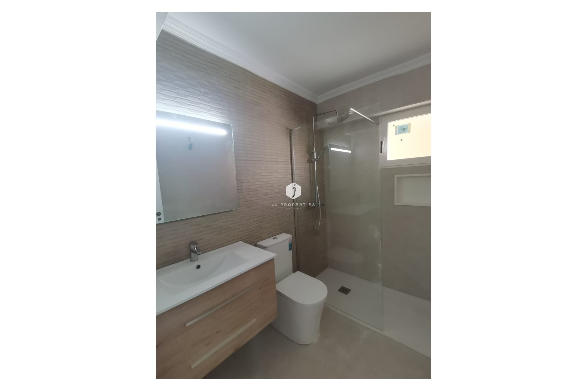 Segunda mano - Apartamento / piso -
Torrevieja - Costa Blanca
