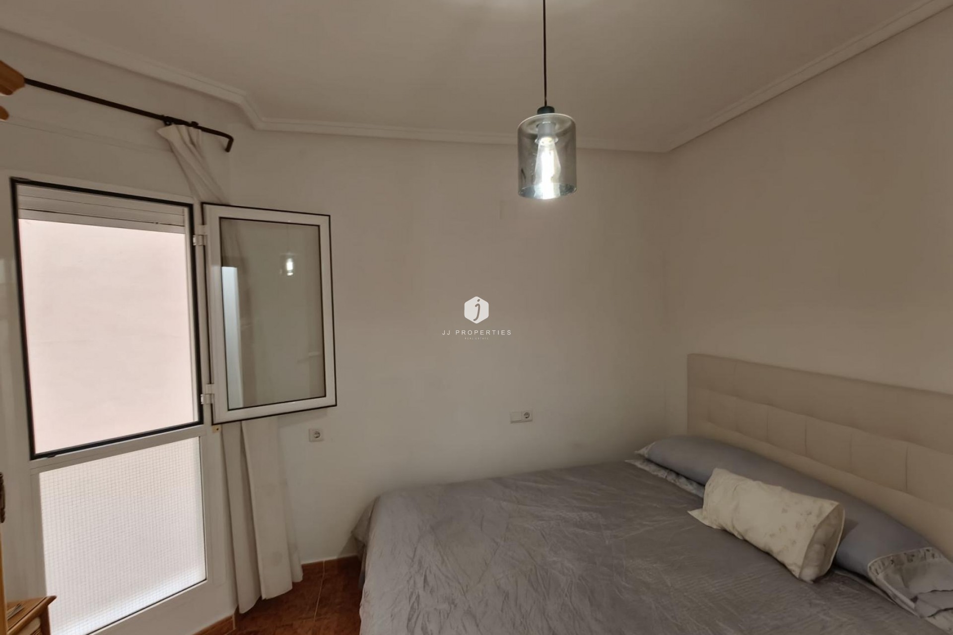 Segunda mano - Apartamento / piso -
Torrevieja - Costa Blanca