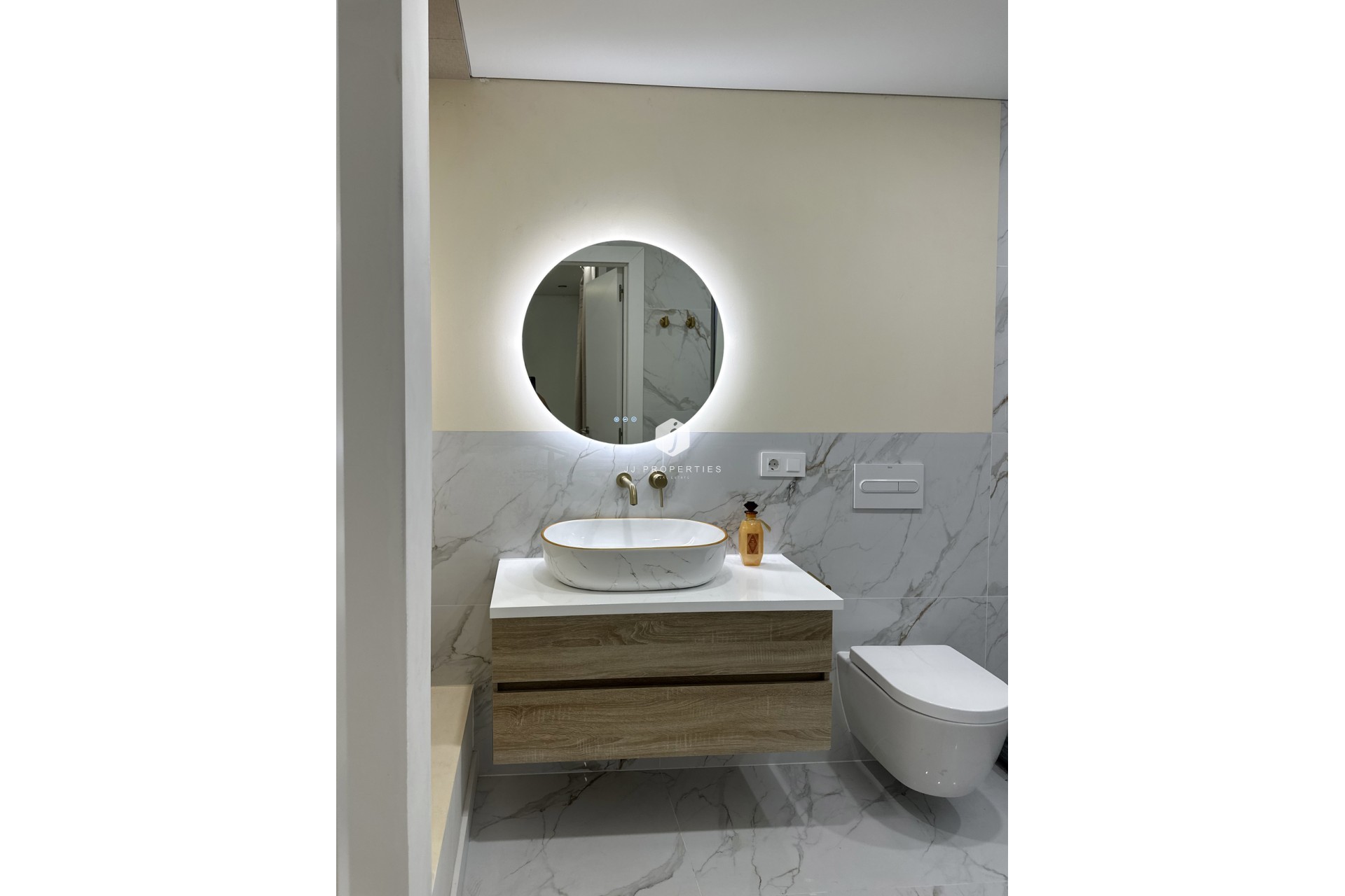 Segunda mano - Apartamento / piso -
Torrevieja - Costa Blanca