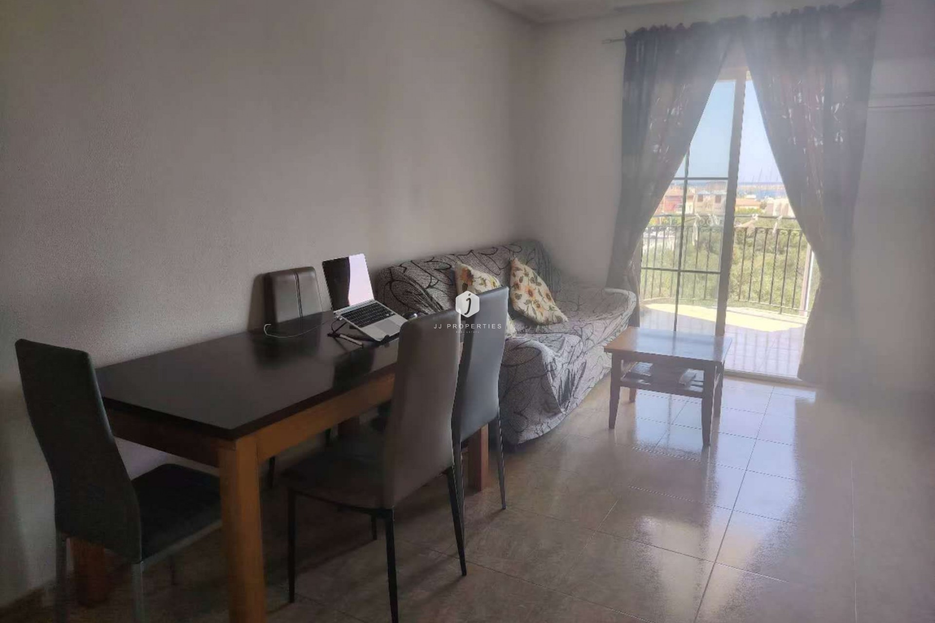 Segunda mano - Apartamento / piso -
Torrevieja - Costa Blanca