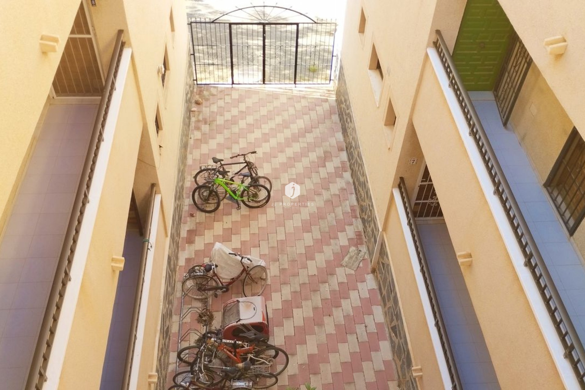 Segunda mano - Apartamento / piso -
Torrevieja - Costa Blanca