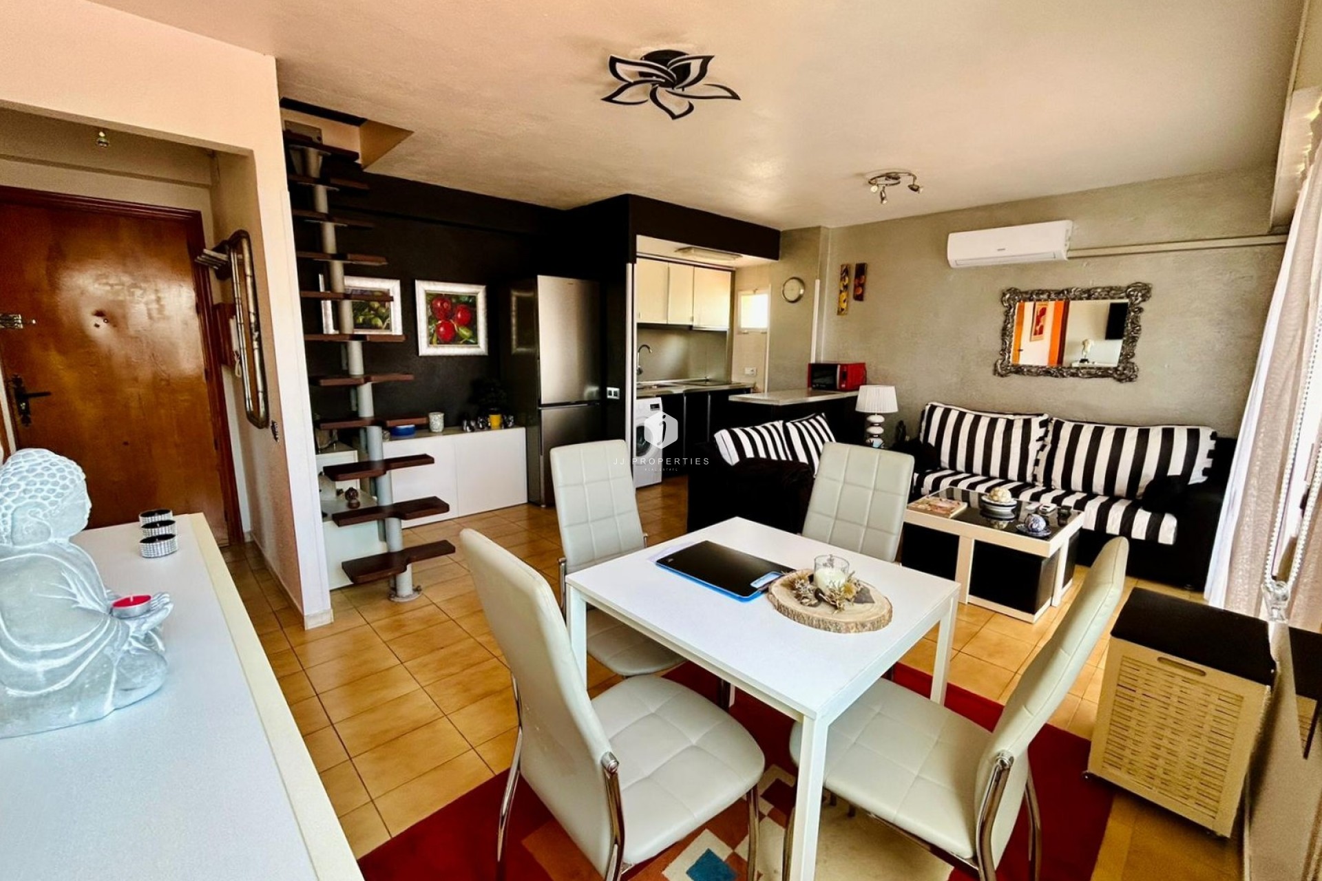 Segunda mano - Apartamento / piso -
Torrevieja - Costa Blanca