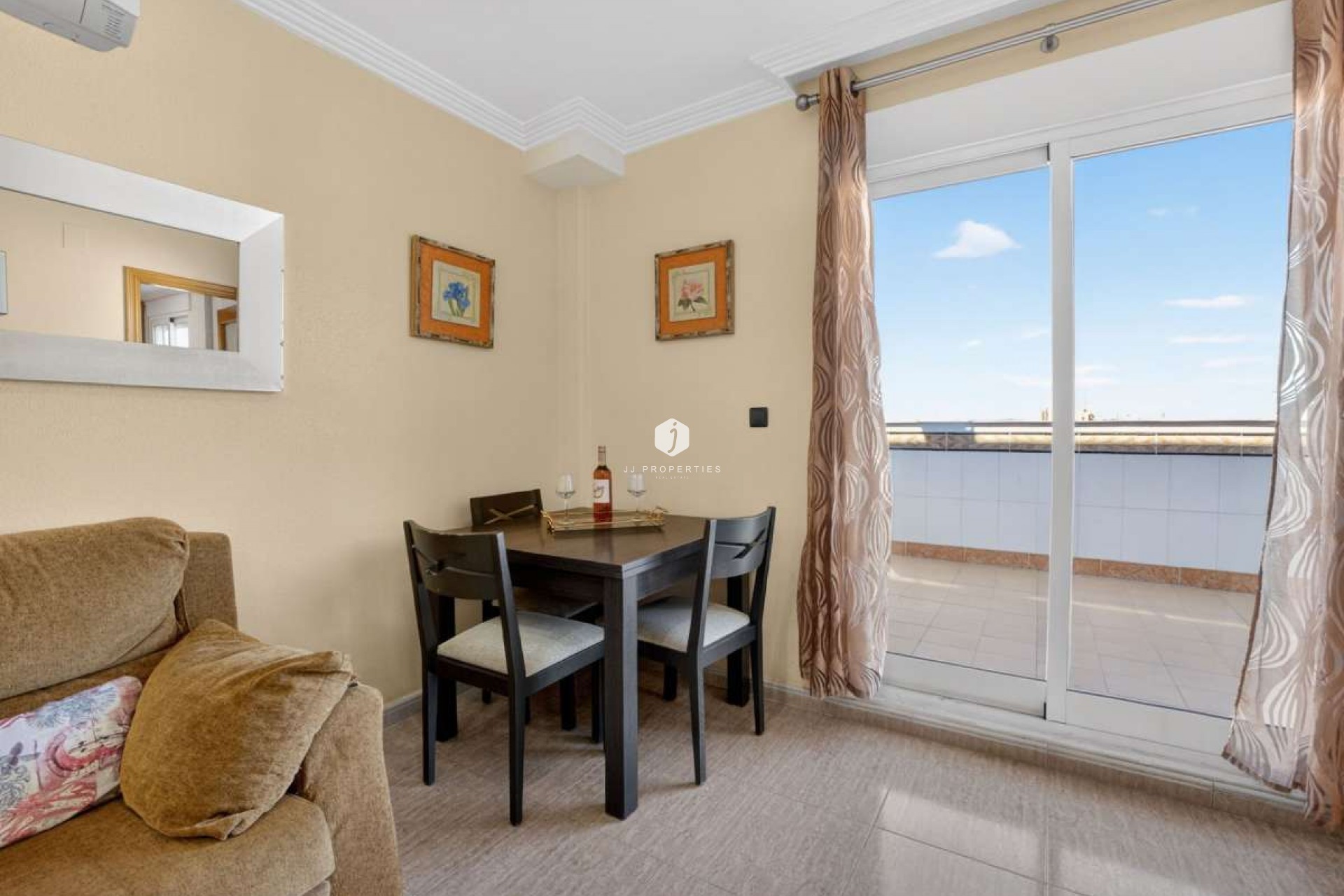 Segunda mano - Apartamento / piso -
Torrevieja - Costa Blanca