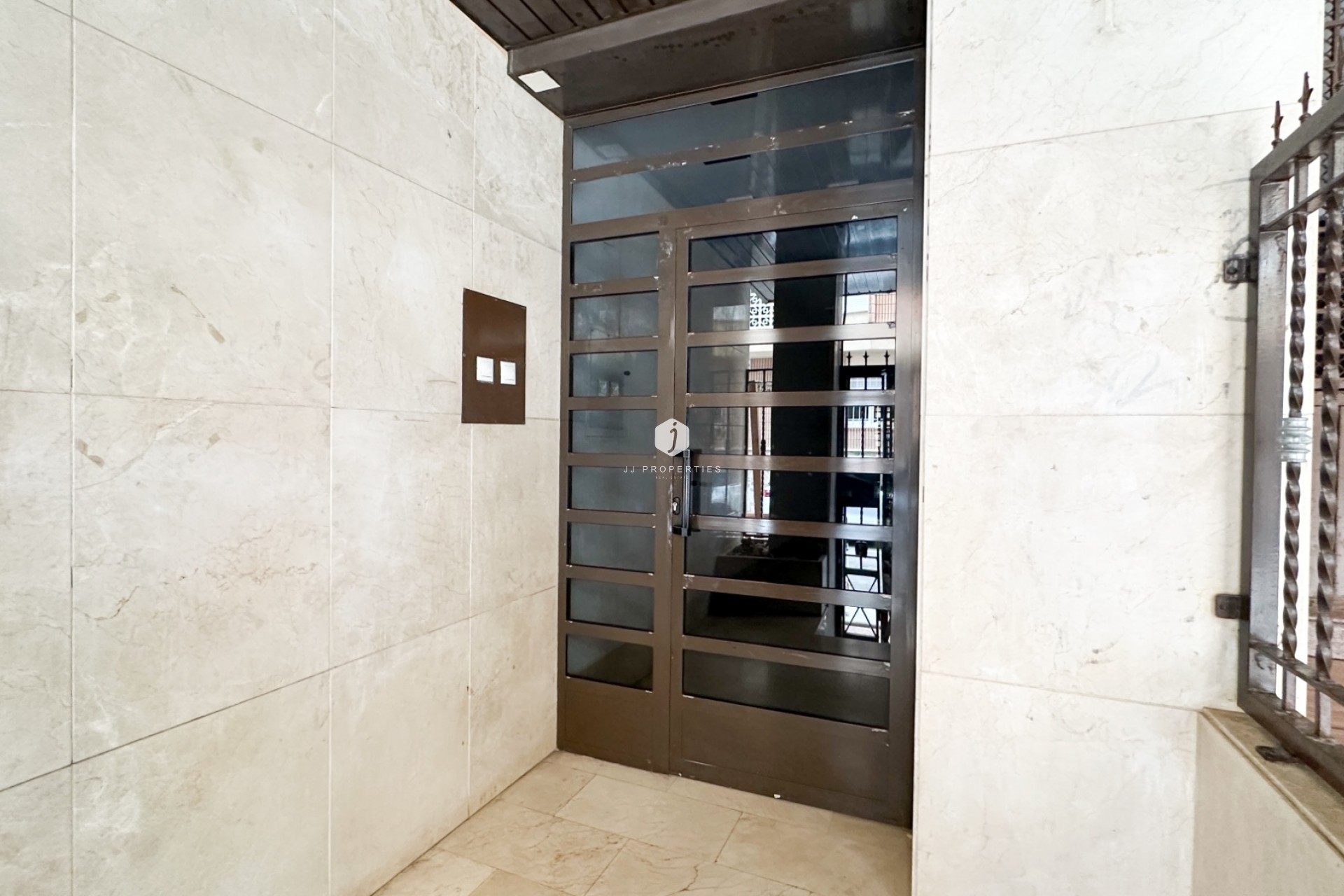 Segunda mano - Apartamento / piso -
Torrevieja - Costa Blanca