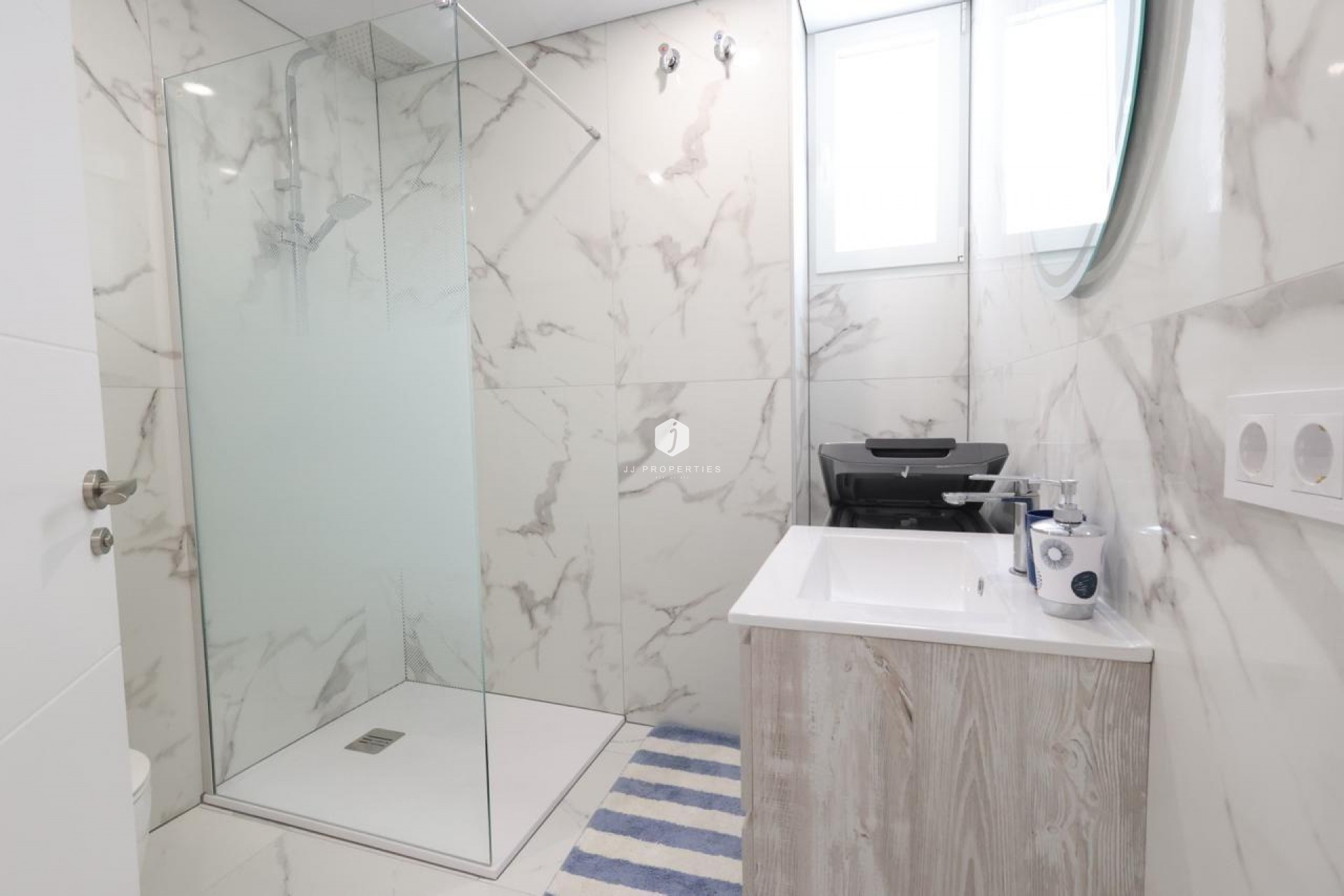 Segunda mano - Apartamento / piso -
Torrevieja - Costa Blanca