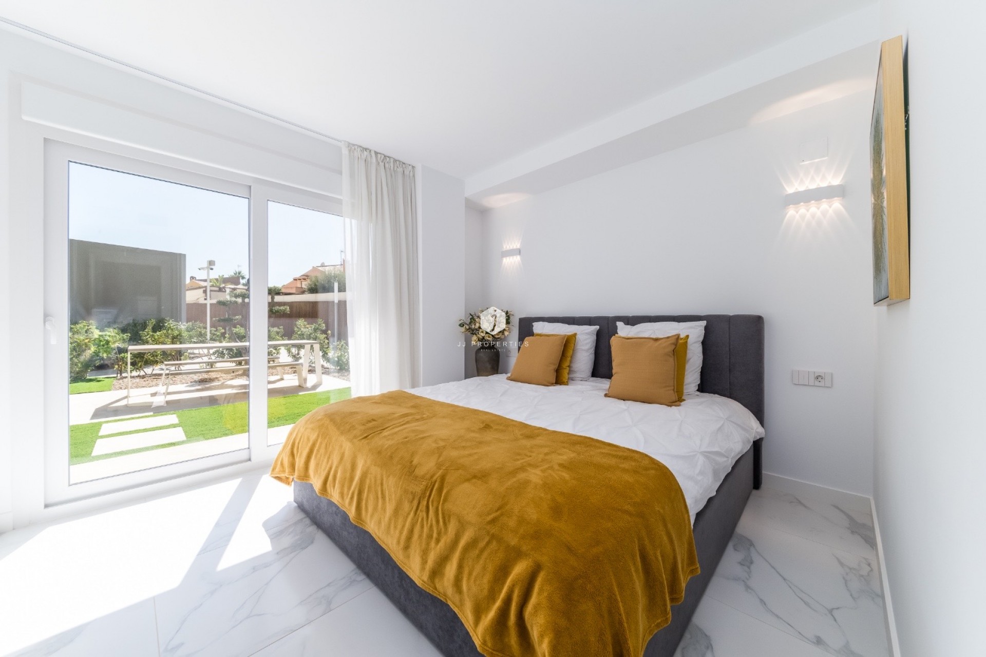 Segunda mano - Apartamento / piso -
Torrevieja - Costa Blanca