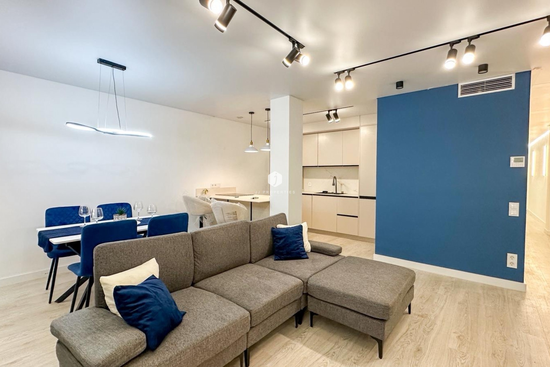 Segunda mano - Apartamento / piso -
Torrevieja - Costa Blanca