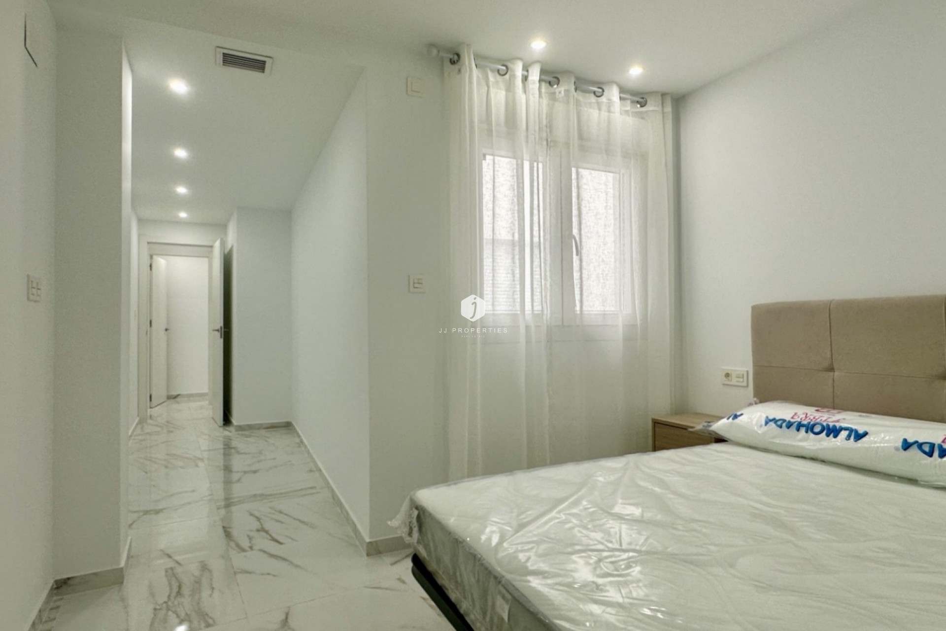 Segunda mano - Apartamento / piso -
Torrevieja - Costa Blanca