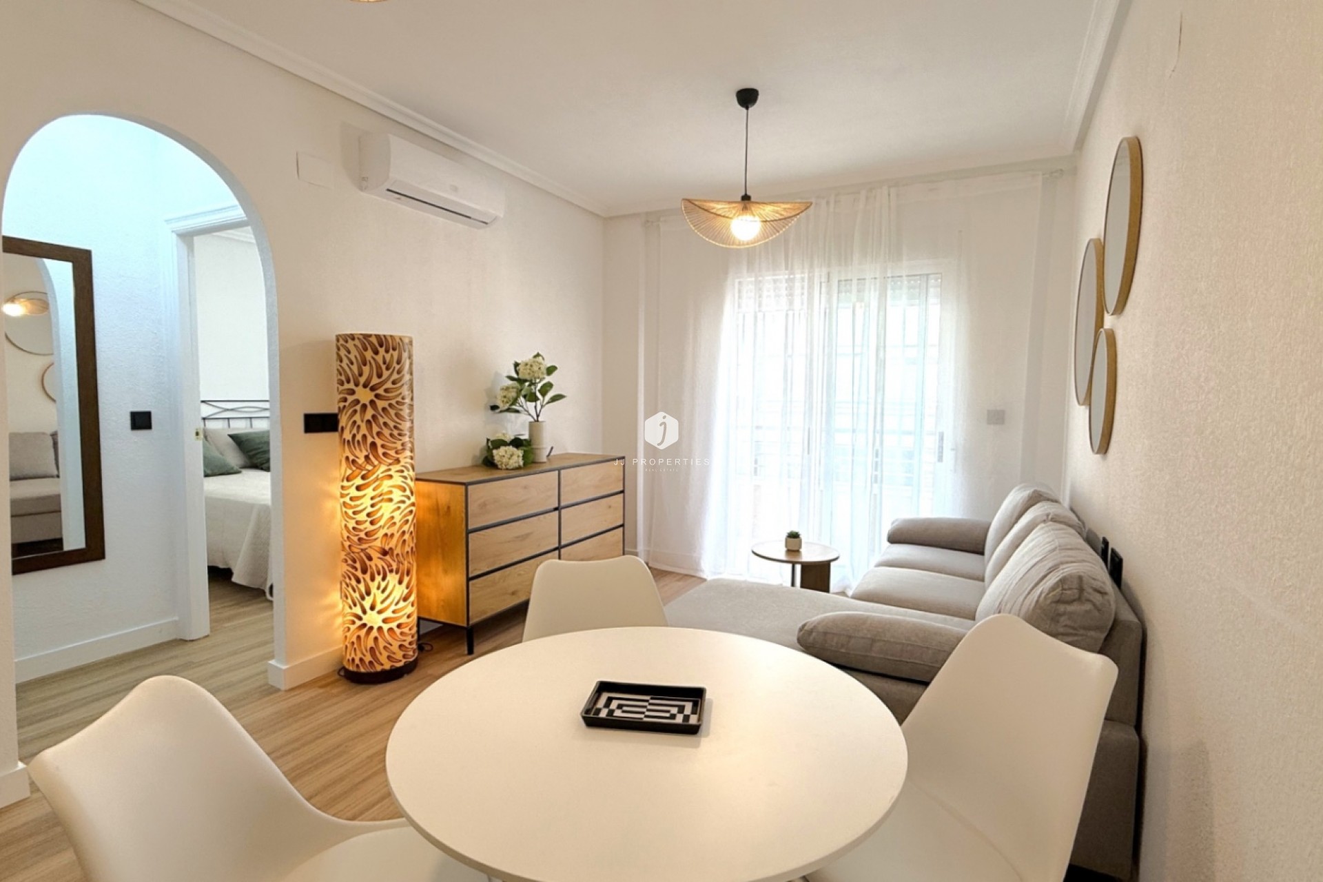 Segunda mano - Apartamento / piso -
Torrevieja - Costa Blanca