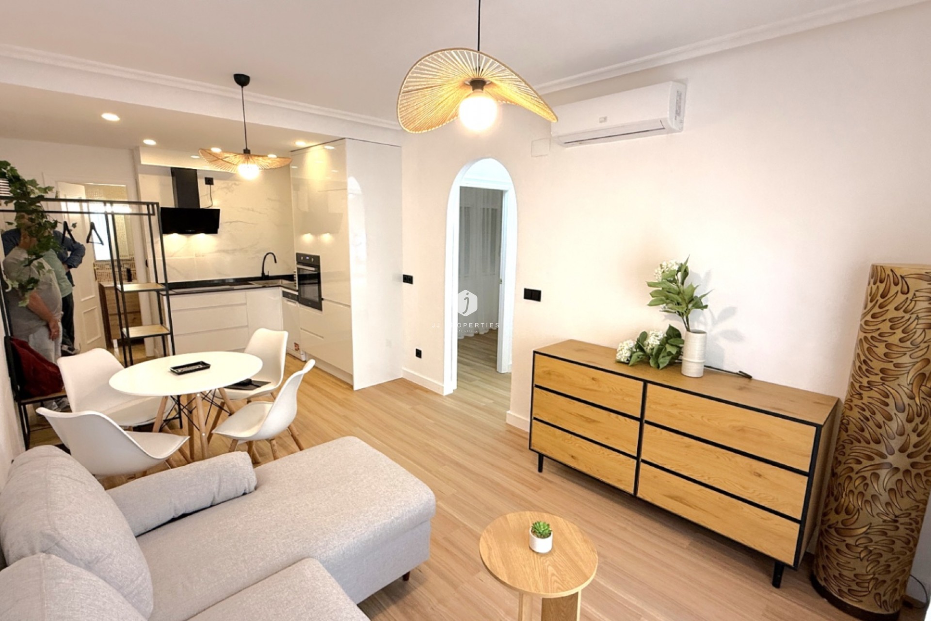 Segunda mano - Apartamento / piso -
Torrevieja - Costa Blanca