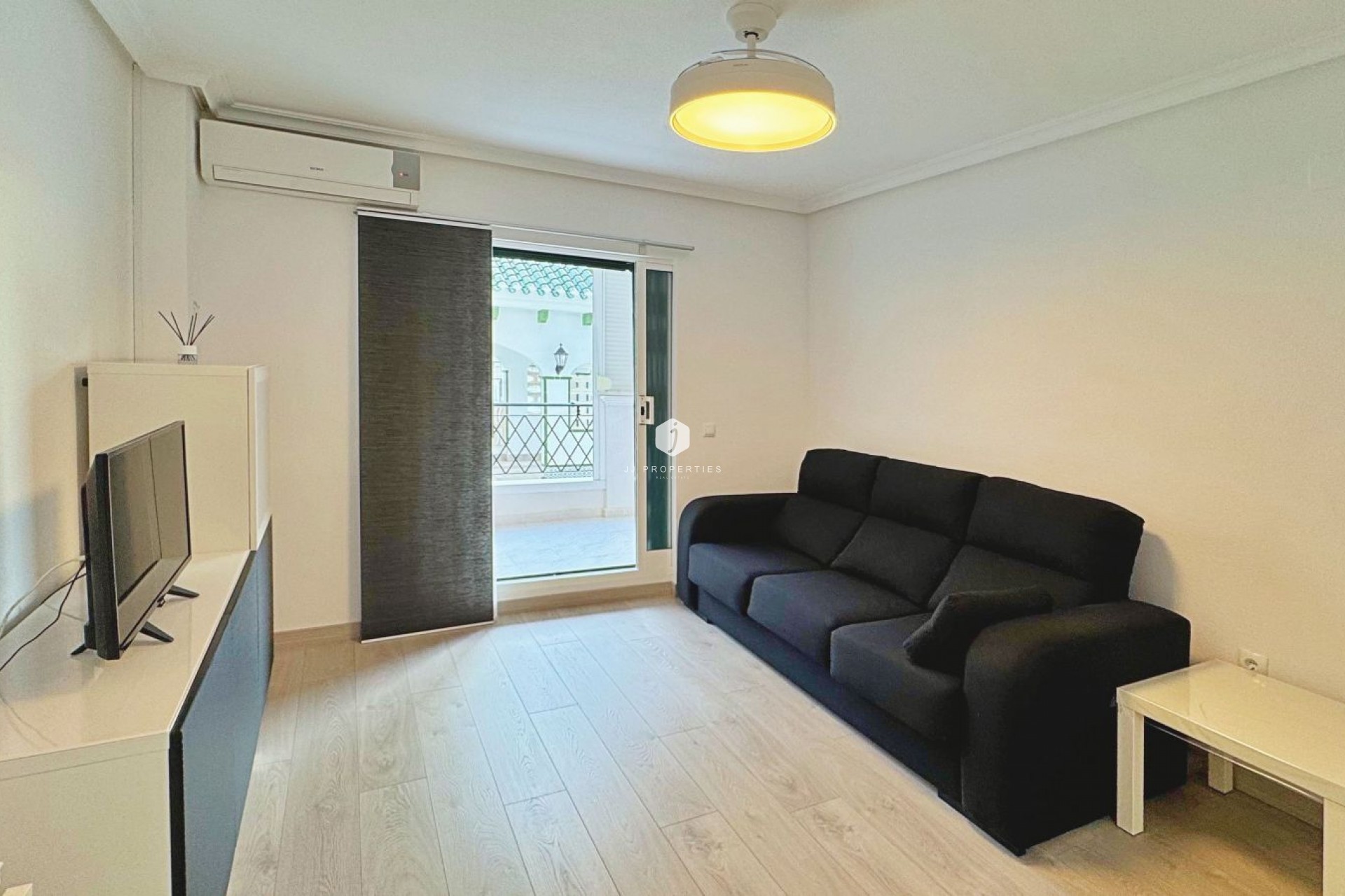 Segunda mano - Apartamento / piso -
Torrevieja - Costa Blanca