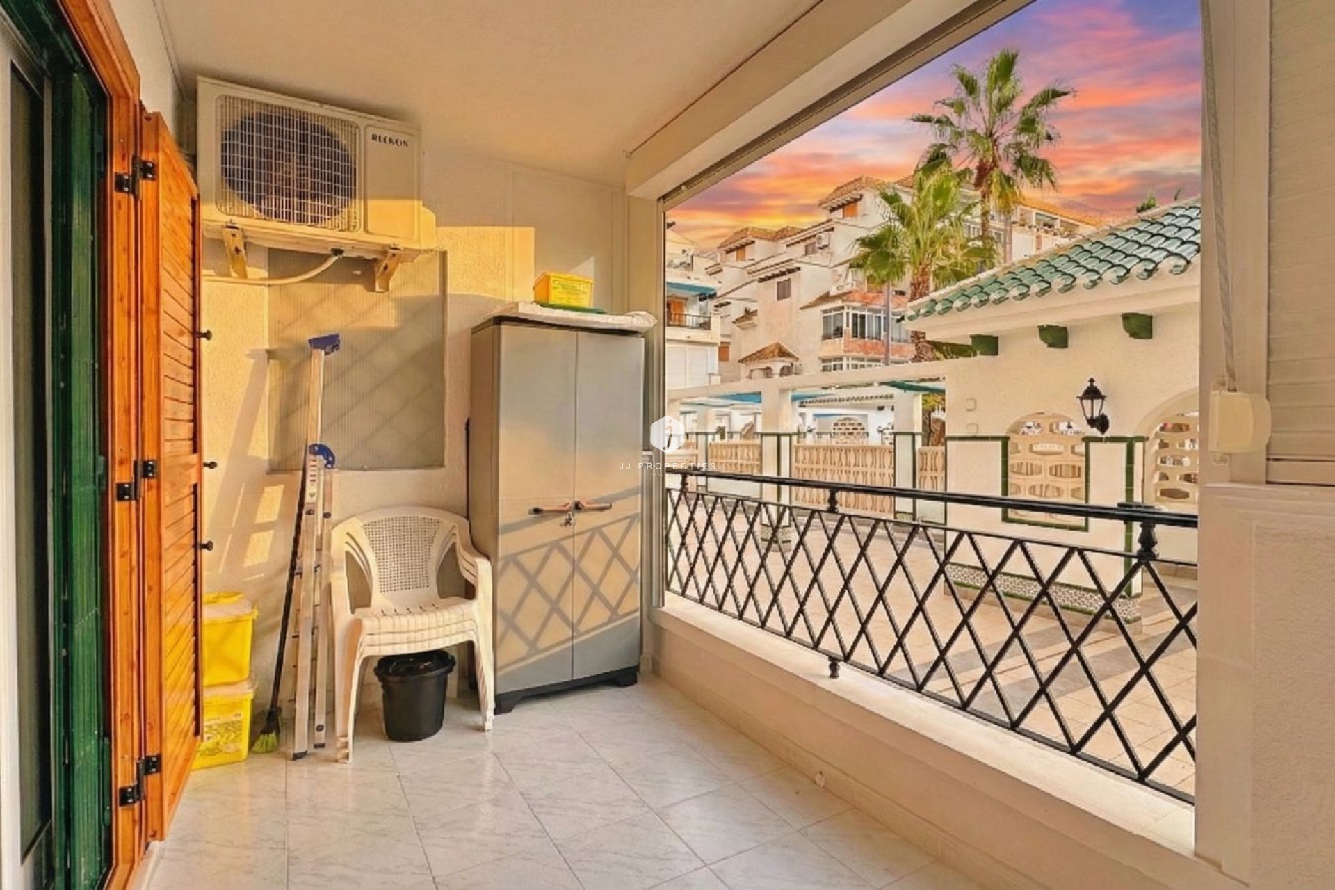 Segunda mano - Apartamento / piso -
Torrevieja - Costa Blanca