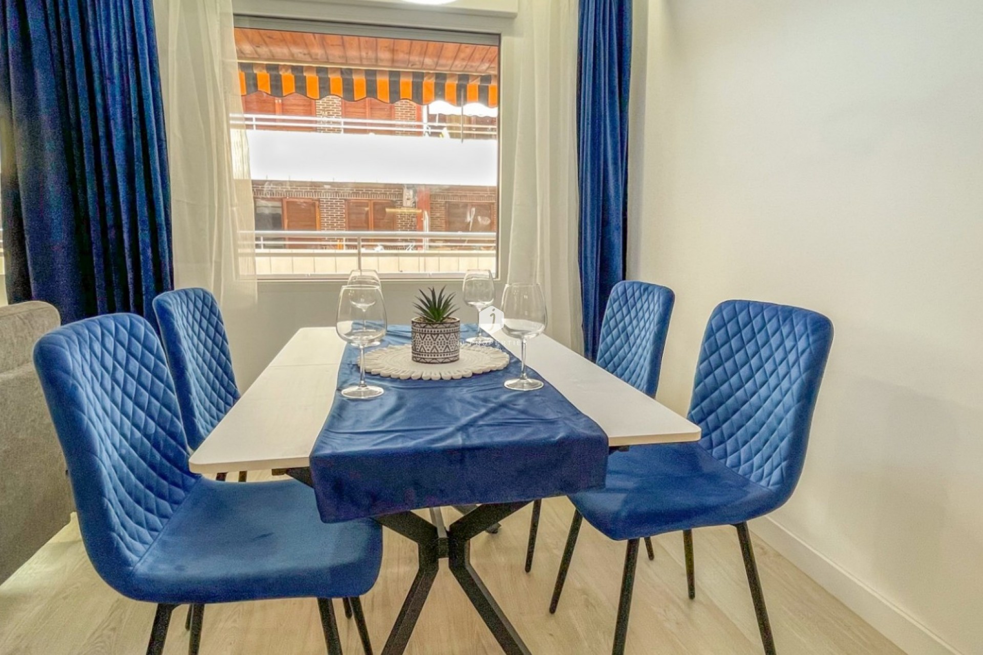 Segunda mano - Apartamento / piso -
Torrevieja - Costa Blanca