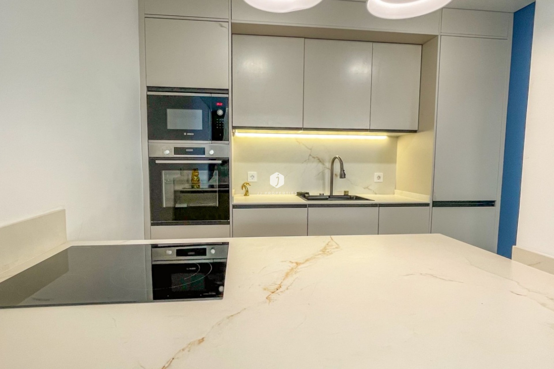 Segunda mano - Apartamento / piso -
Torrevieja - Costa Blanca