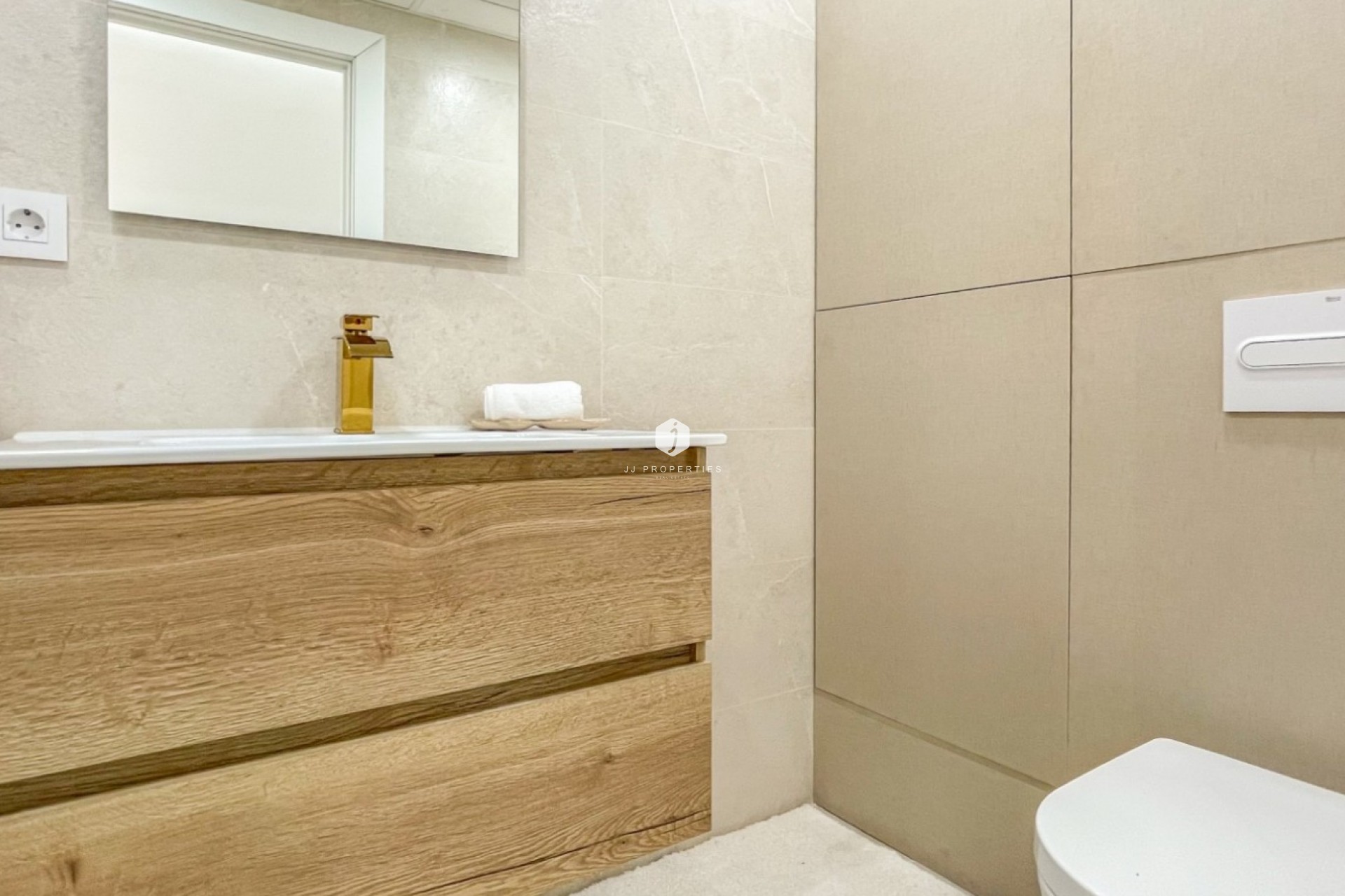Segunda mano - Apartamento / piso -
Torrevieja - Costa Blanca