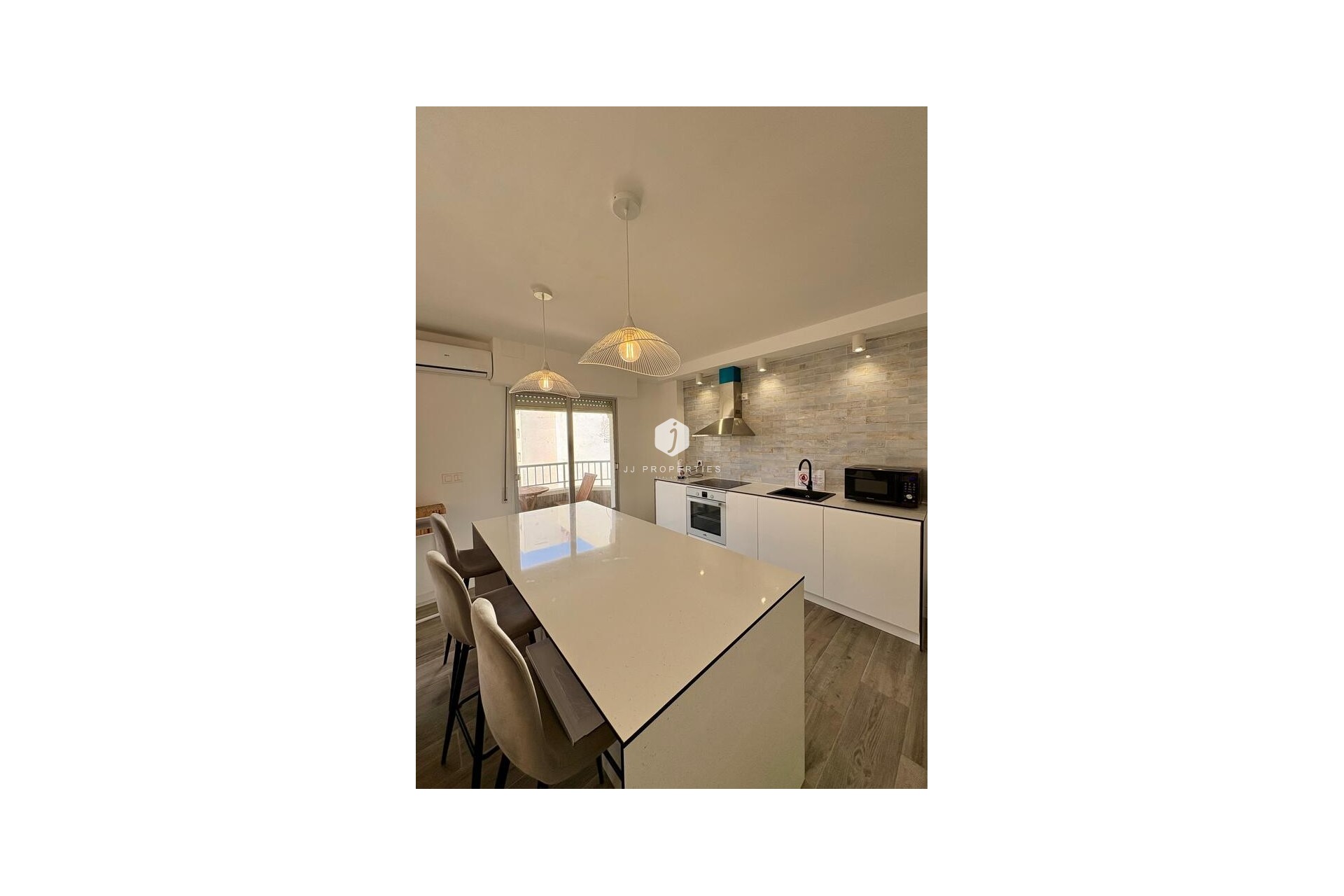 Segunda mano - Apartamento / piso -
Torrevieja - Costa Blanca