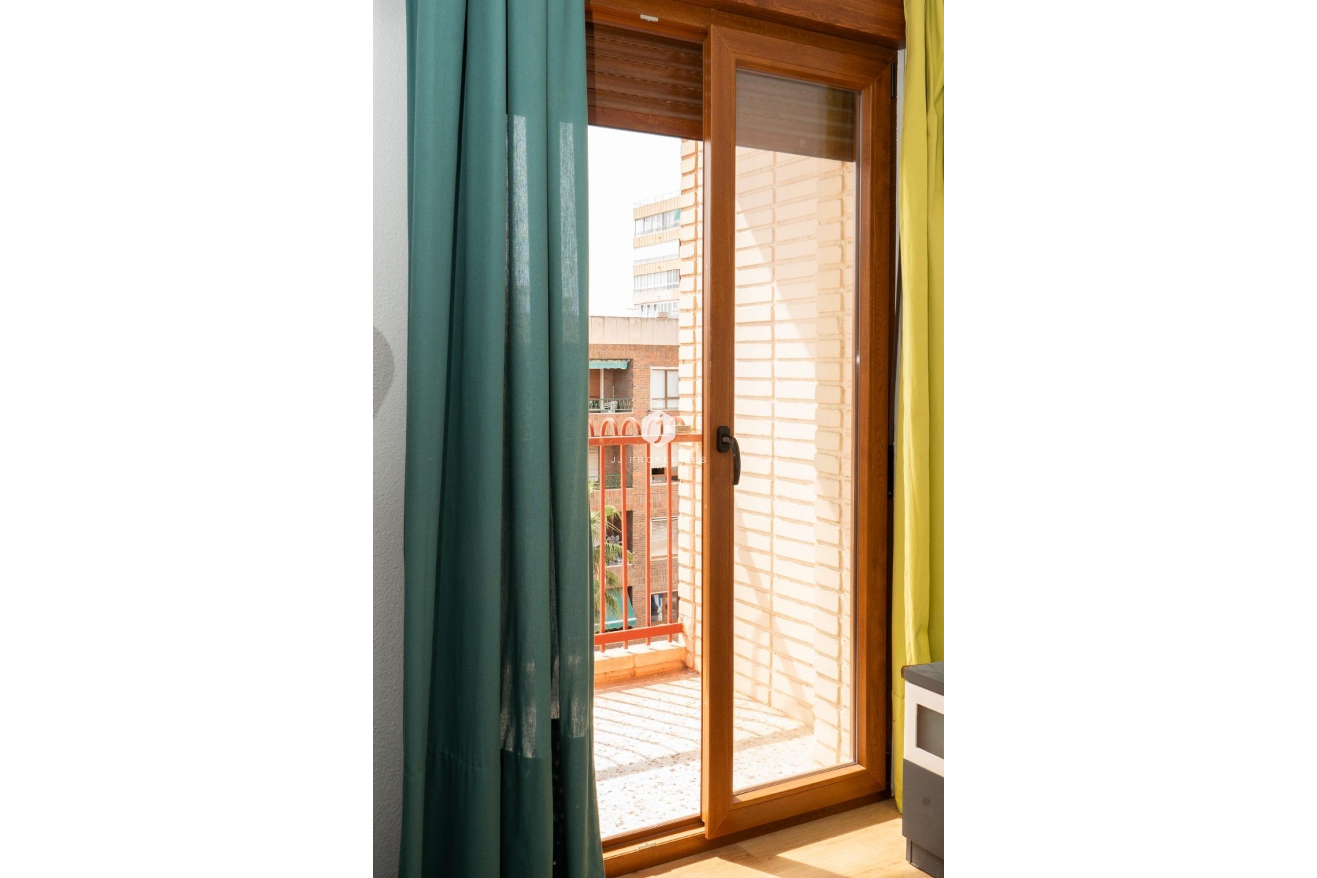 Segunda mano - Apartamento / piso -
Torrevieja - El Acequión - Los Náufragos