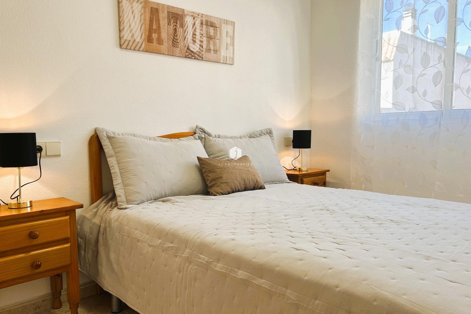 Segunda mano - Apartamento / piso -
Torrevieja - El molino