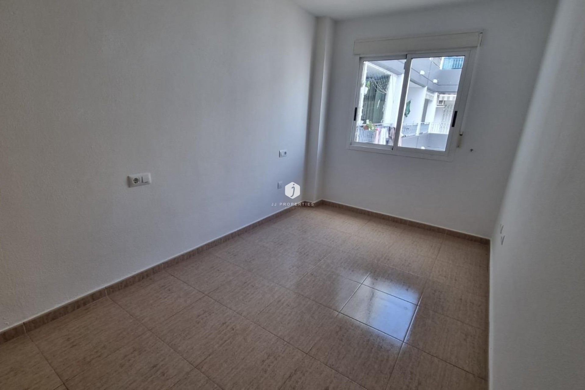 Segunda mano - Apartamento / piso -
Torrevieja - El molino