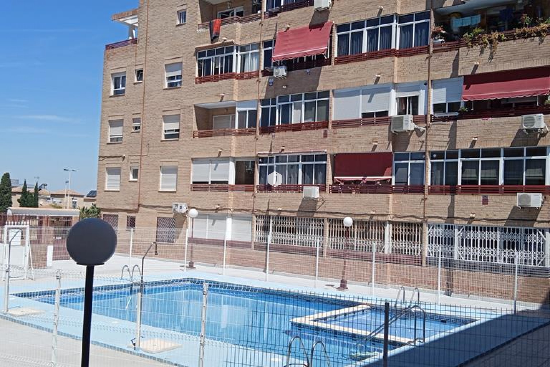 Segunda mano - Apartamento / piso -
Torrevieja - El molino