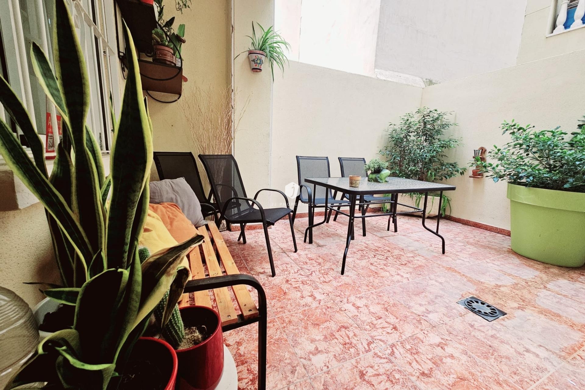 Segunda mano - Apartamento / piso -
Torrevieja - Estacion de autobuses