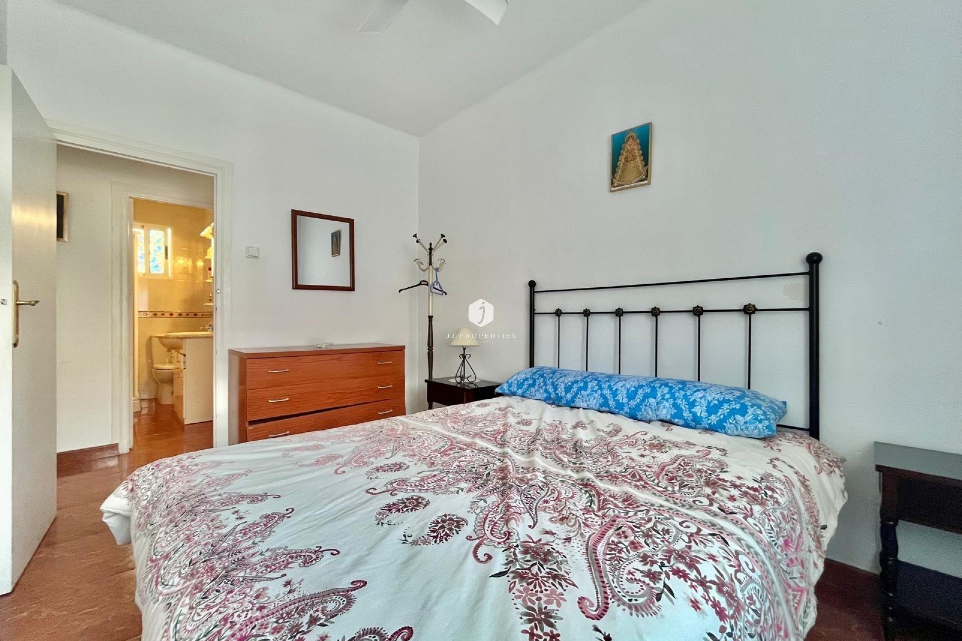 Segunda mano - Apartamento / piso -
Torrevieja - Estacion de autobuses