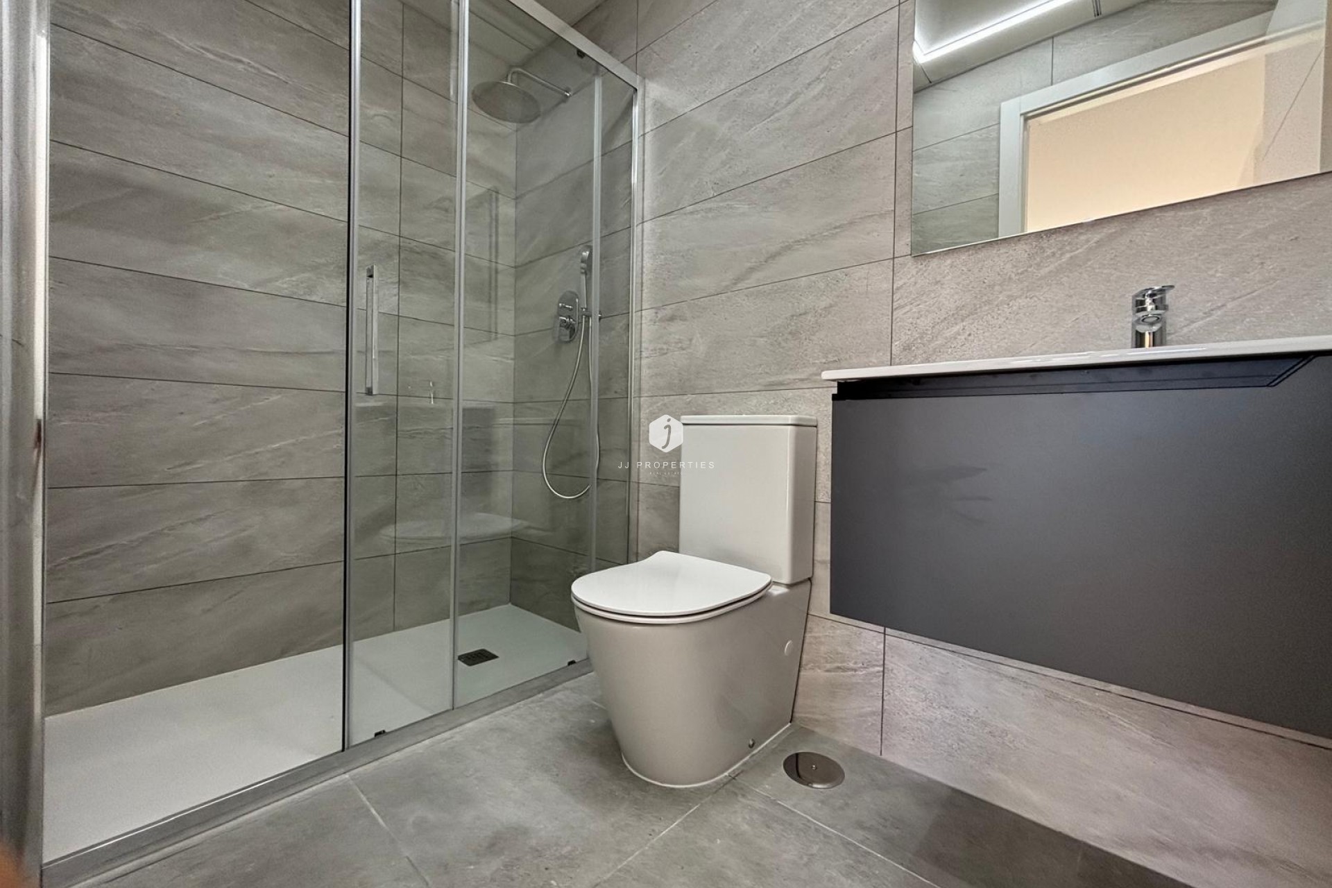 Segunda mano - Apartamento / piso -
Torrevieja - Estacion de autobuses