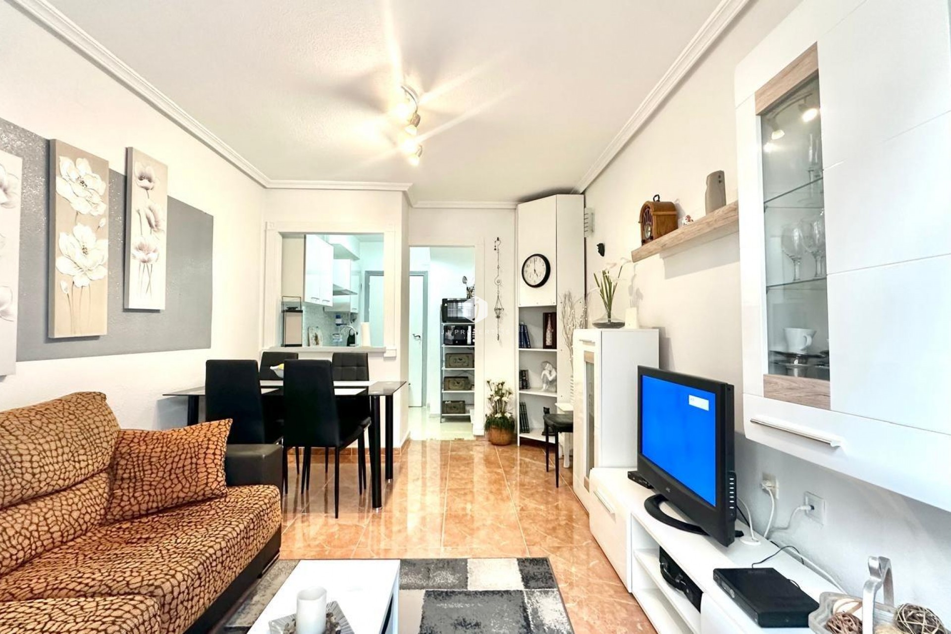 Segunda mano - Apartamento / piso -
Torrevieja - Estacion de autobuses