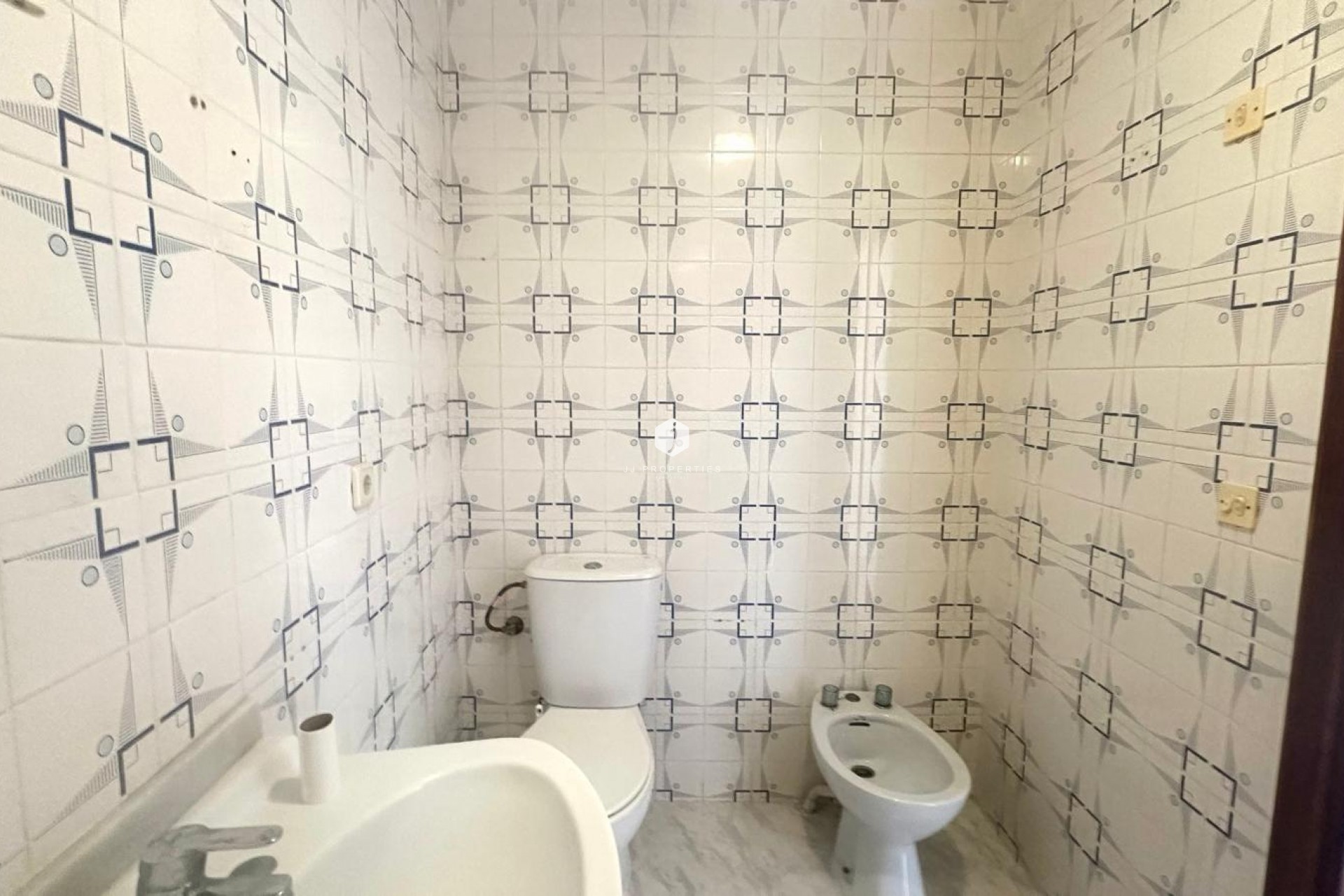 Segunda mano - Apartamento / piso -
Torrevieja - Estacion de autobuses