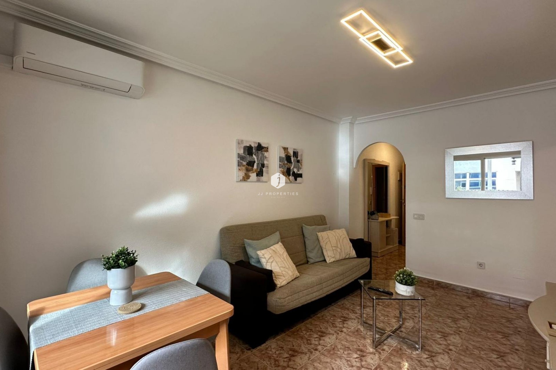 Segunda mano - Apartamento / piso -
Torrevieja - Estacion de autobuses