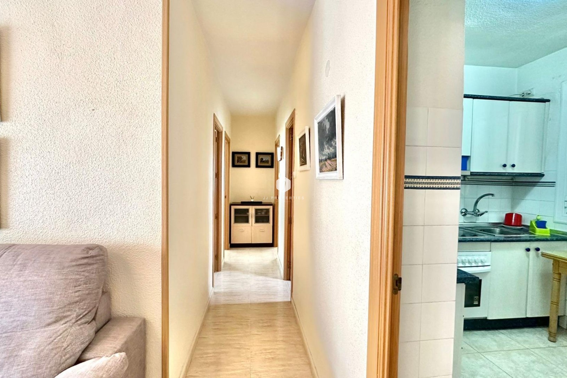 Segunda mano - Apartamento / piso -
Torrevieja - Estacion de autobuses