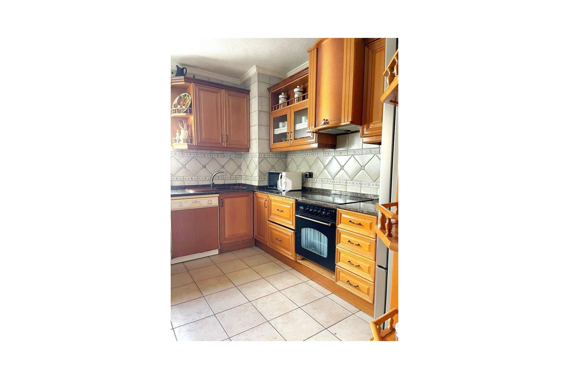 Segunda mano - Apartamento / piso -
Torrevieja - Estacion de autobuses