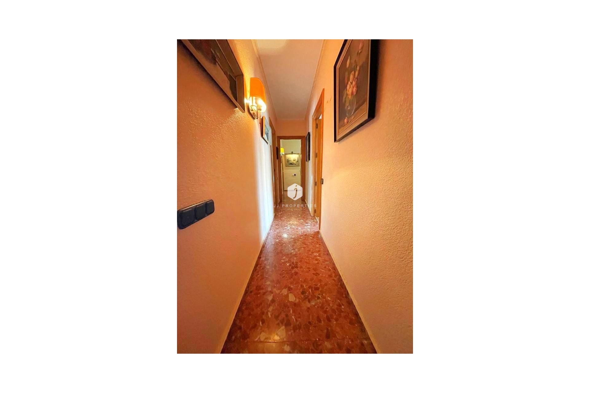 Segunda mano - Apartamento / piso -
Torrevieja - Estacion de autobuses