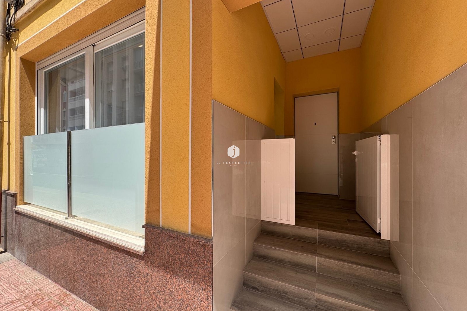 Segunda mano - Apartamento / piso -
Torrevieja - Estacion de autobuses