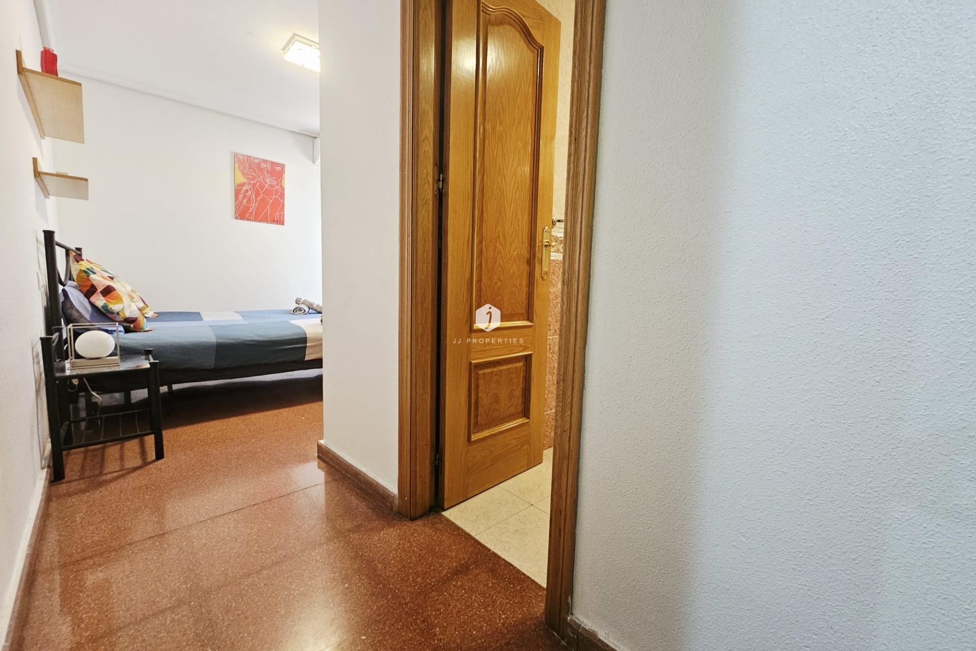 Segunda mano - Apartamento / piso -
Torrevieja - Estacion de autobuses