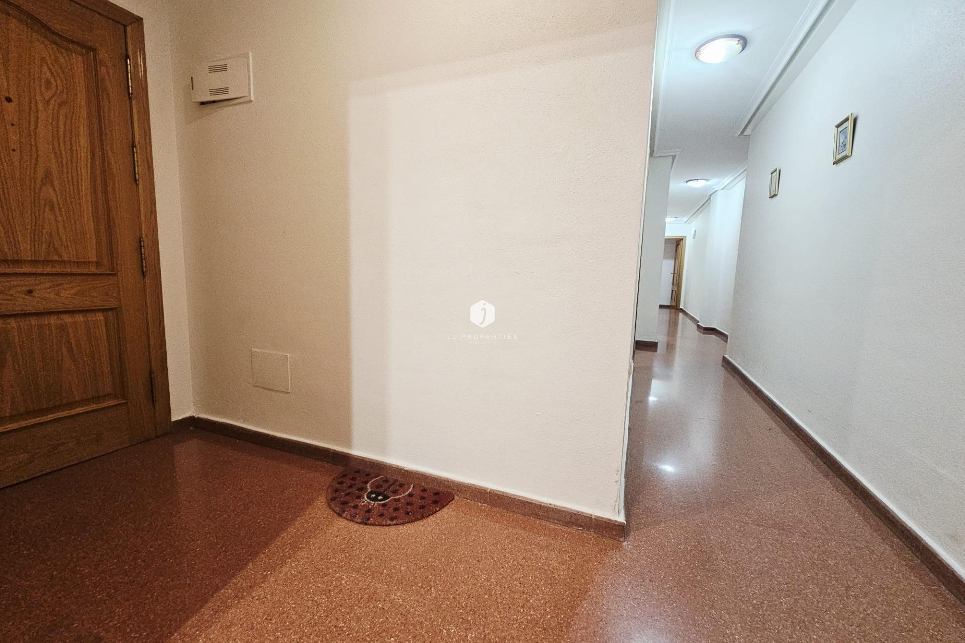 Segunda mano - Apartamento / piso -
Torrevieja - Estacion de autobuses