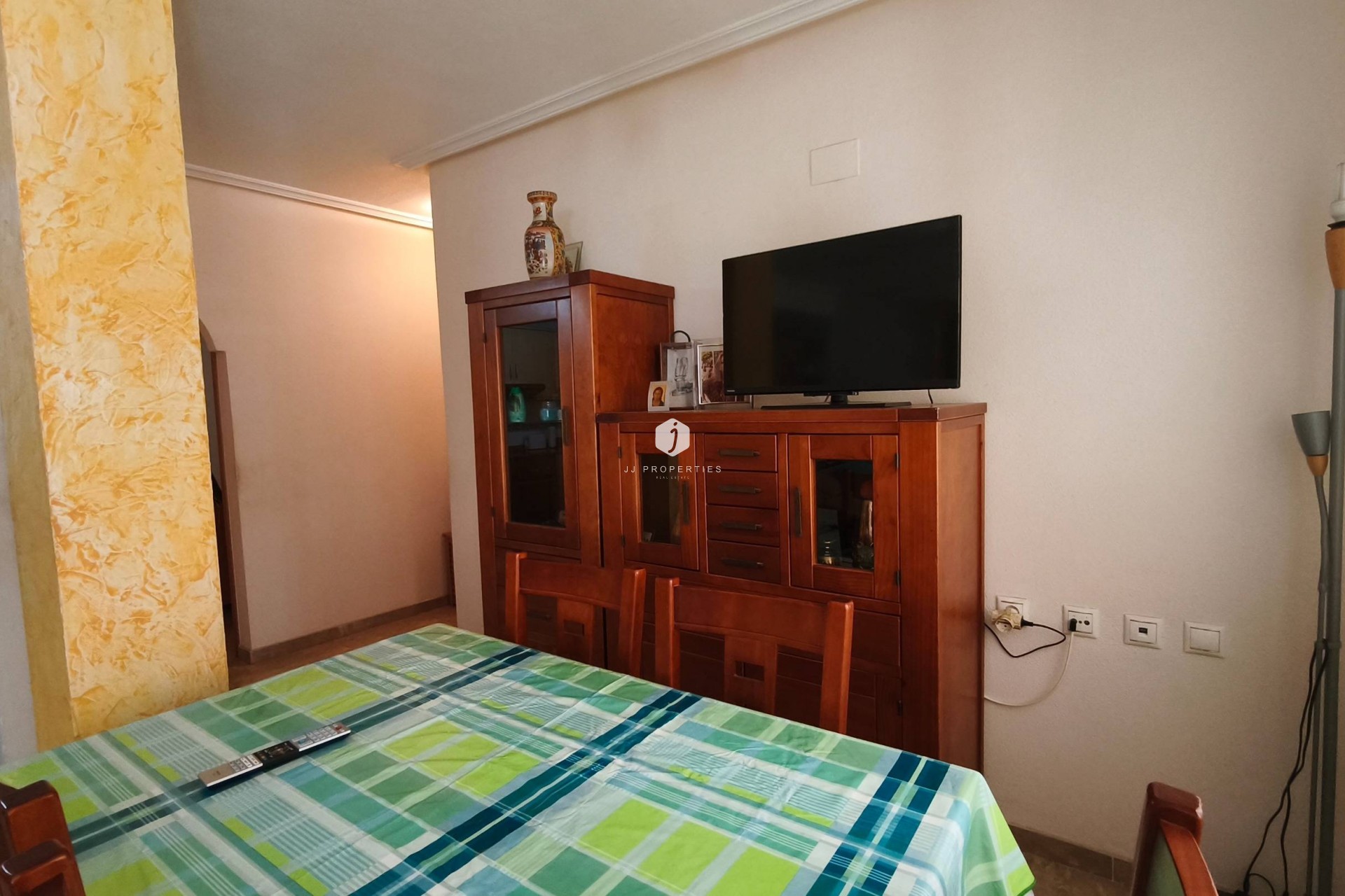 Segunda mano - Apartamento / piso -
Torrevieja - Estacion de autobuses